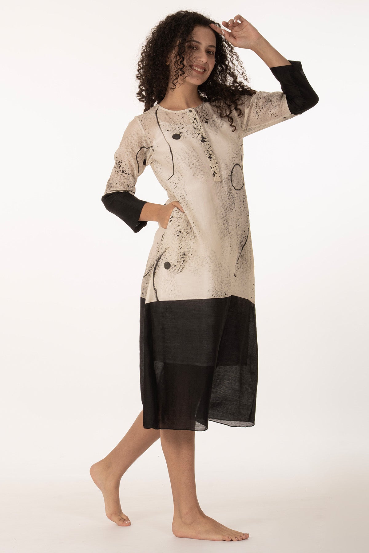 Ivory Texture Shadow Midi Dress