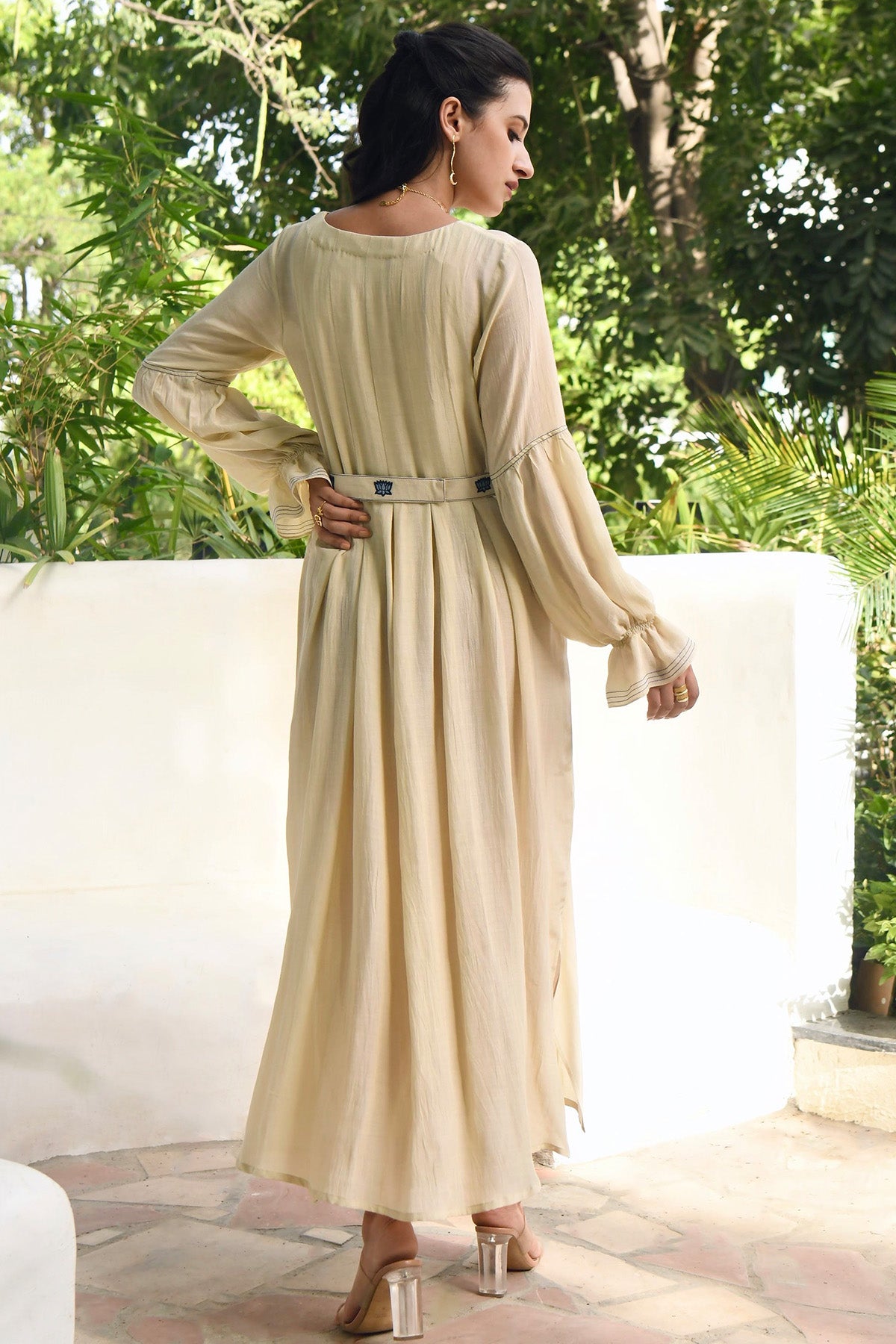 Ivory Thread Detail Midi Dress