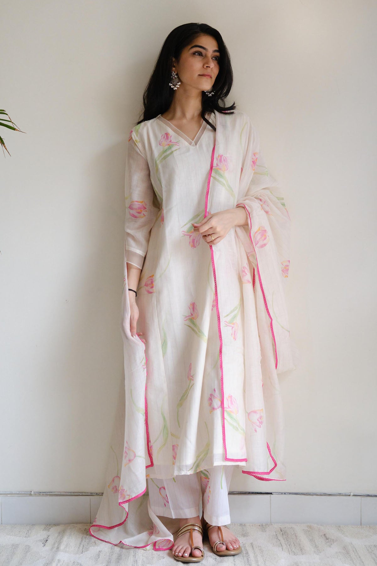 Buy Ivory Tulip Printed Kurta Set by Juanita by Shubhda for women online at ScrollnShops