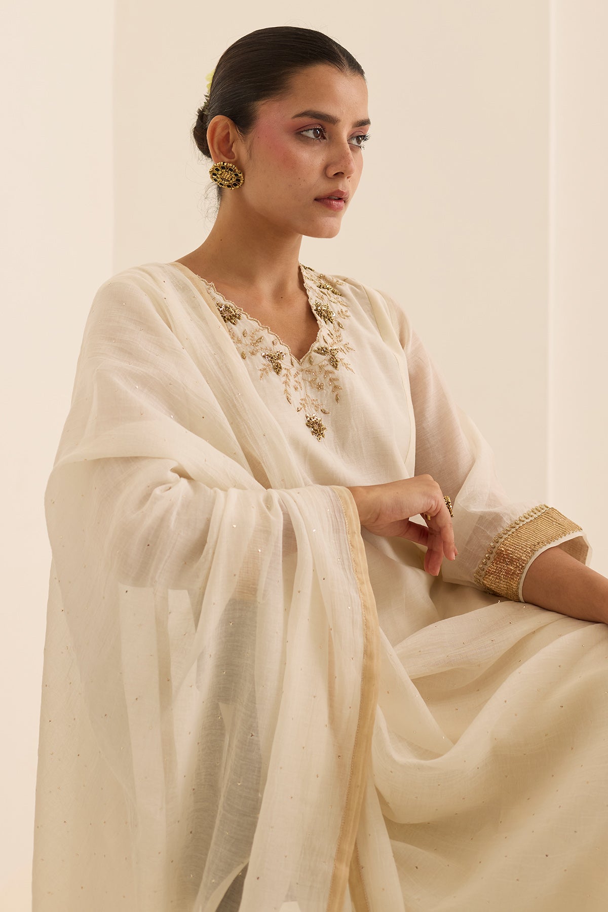 Ivory Zari Chanderi Kurta Set