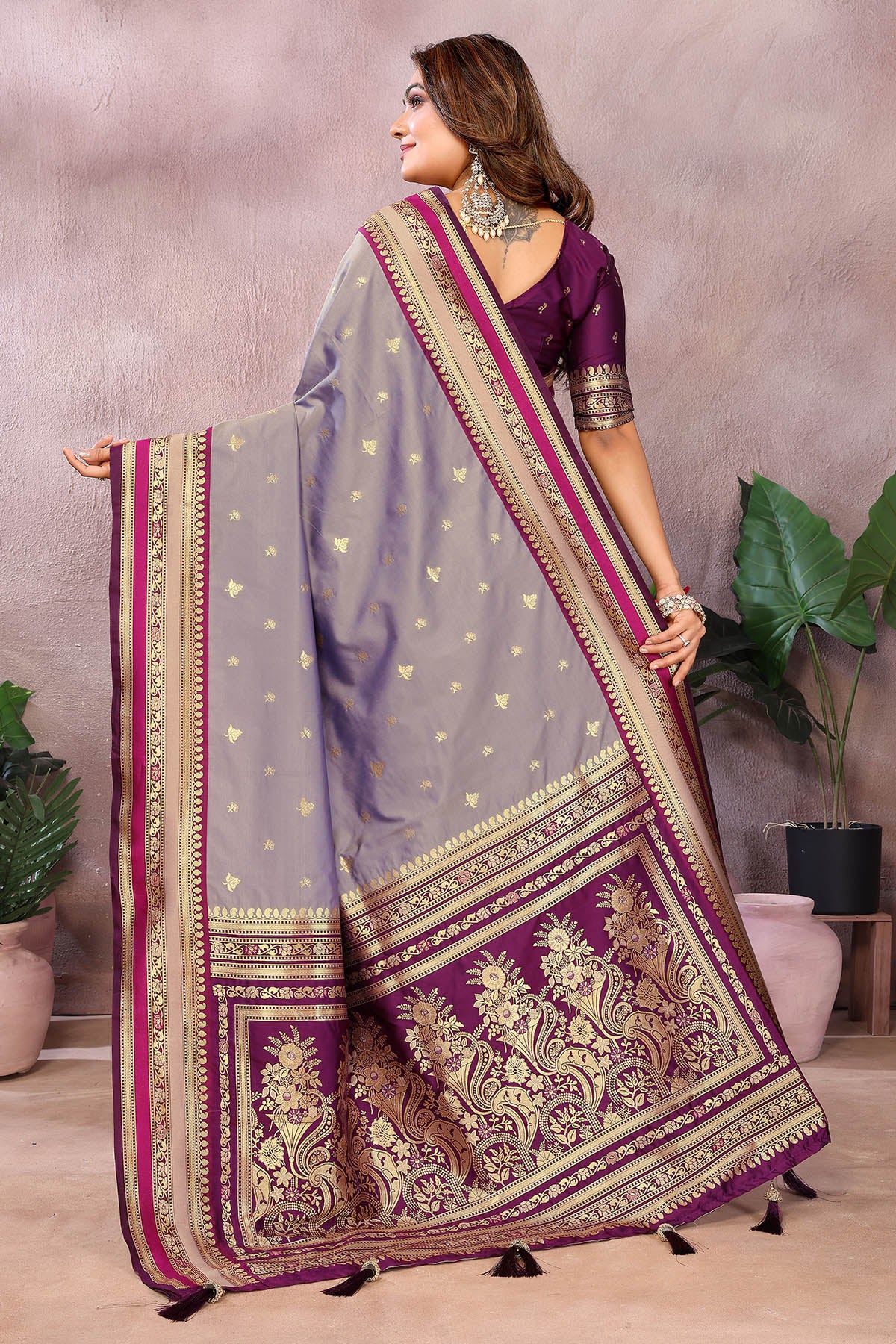 Kalamkari Weaving Grey Saree