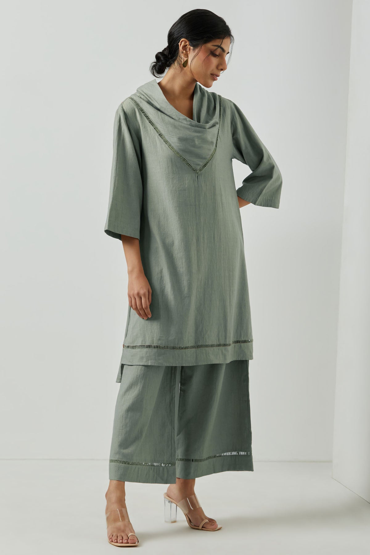 Lace Hem Detailing Pants