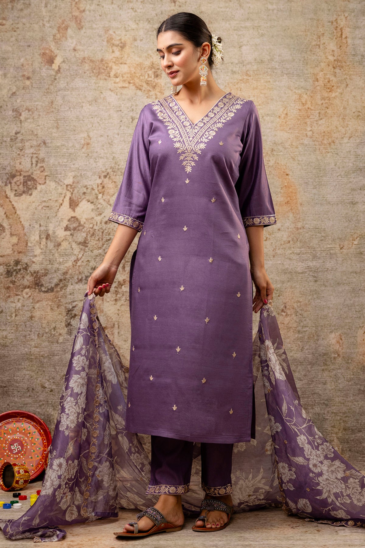 Lavender Silk V Neck Kurta Set
