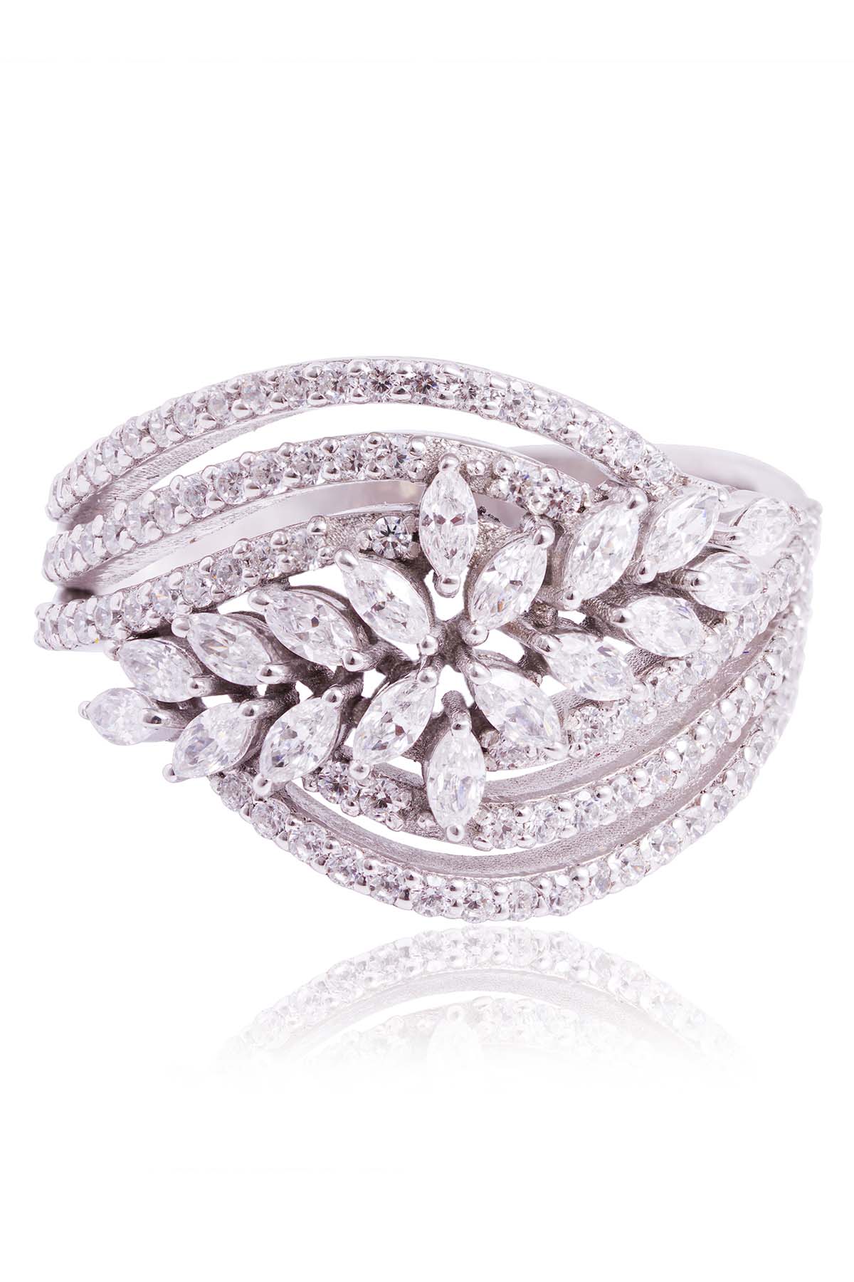 Leaf Pattern Swirl Ring