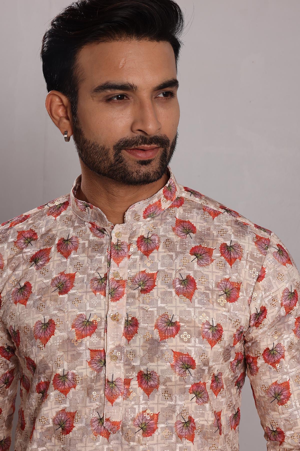 Leaf Thread Embroidered Kurta