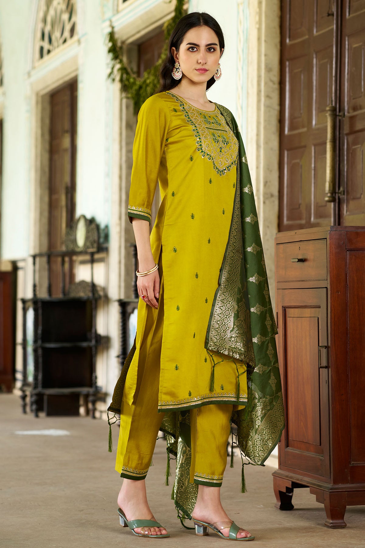 Lemon Silk Blend Yoke Kurta Set