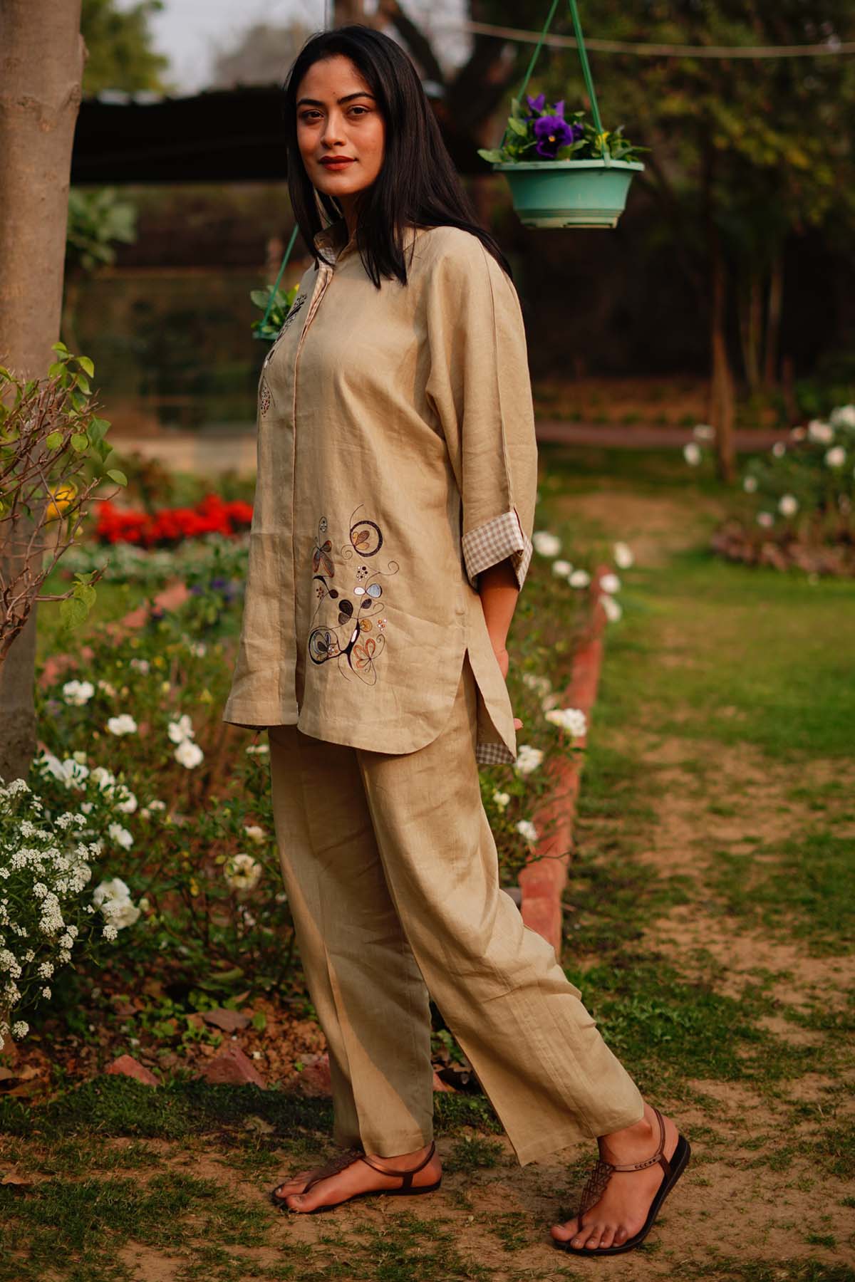 Light Sage Linen Straight Pants