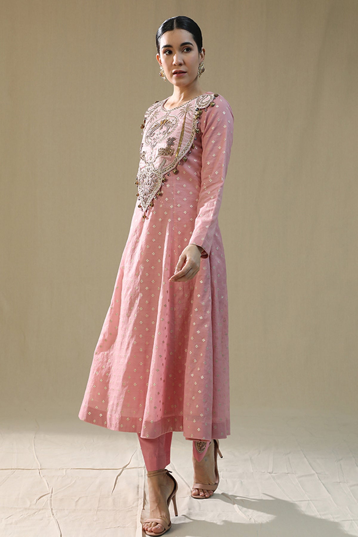 Light Pink Round Neck Kurta Set