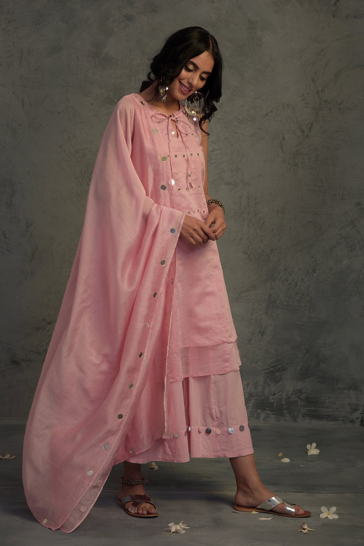 Light Pink Sleeveless Kurta Set