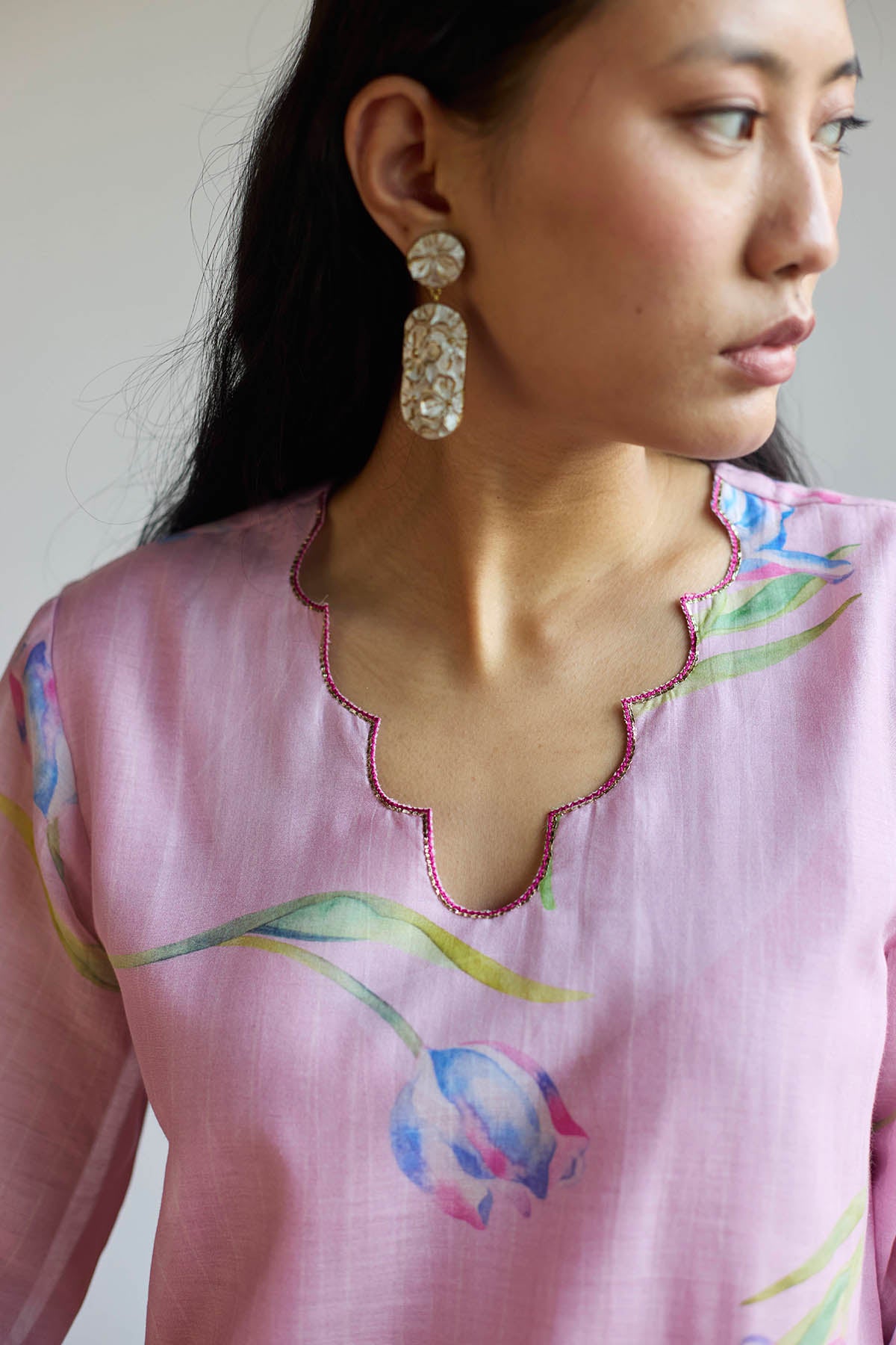 Lilac Chanderi Resham Kurta Set