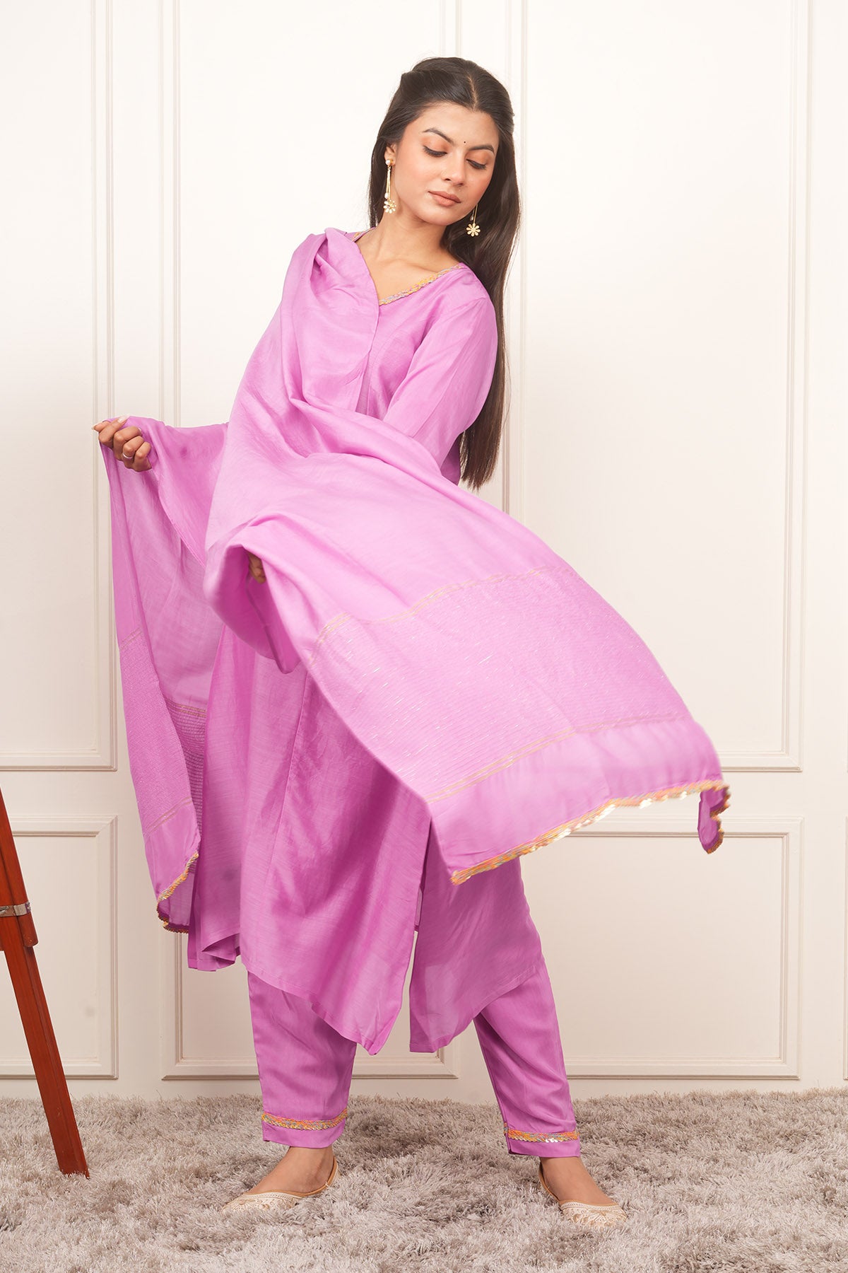 Lilac V-Neck Flared Kurta Set