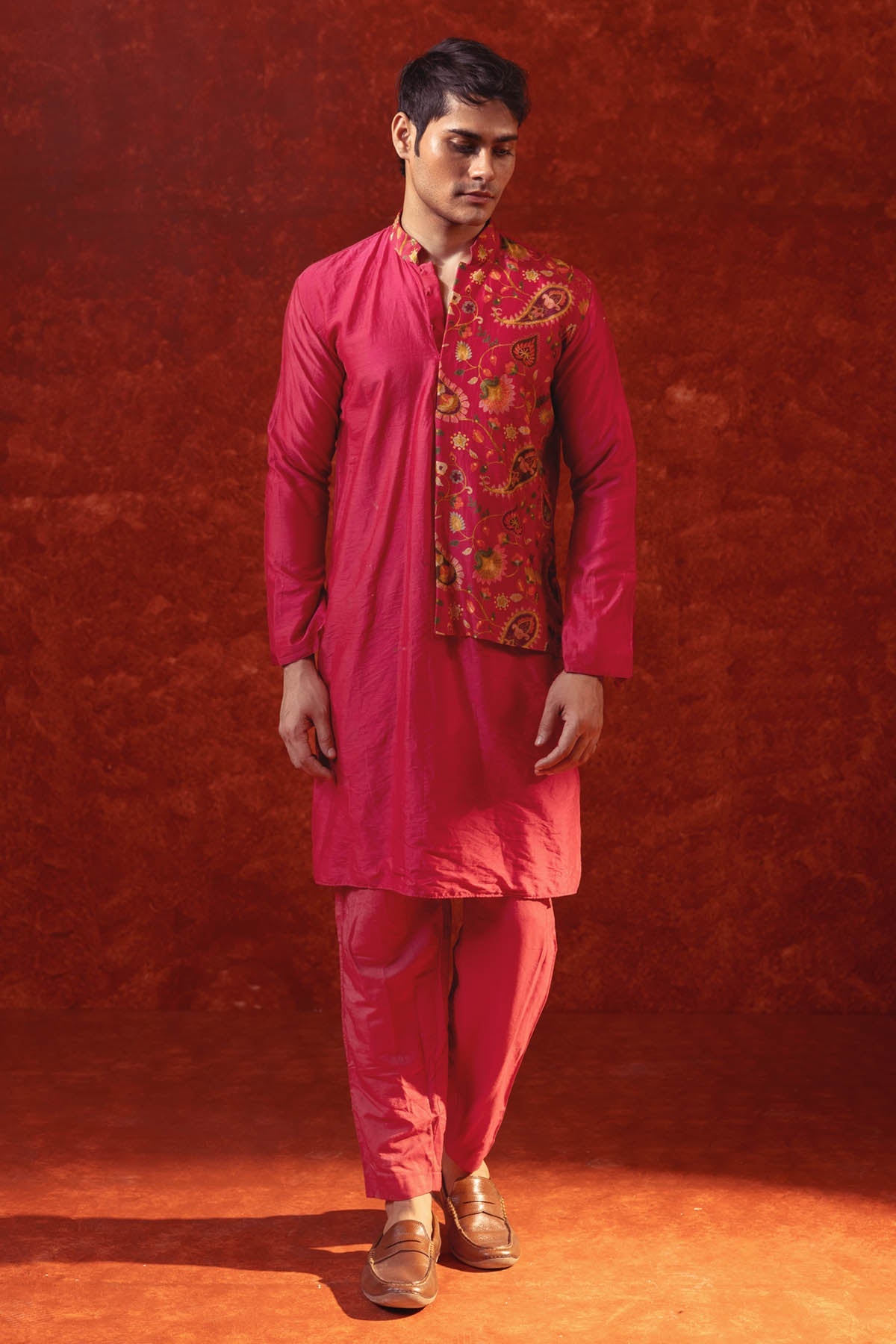 Magenta Paisley Print Kurta Set