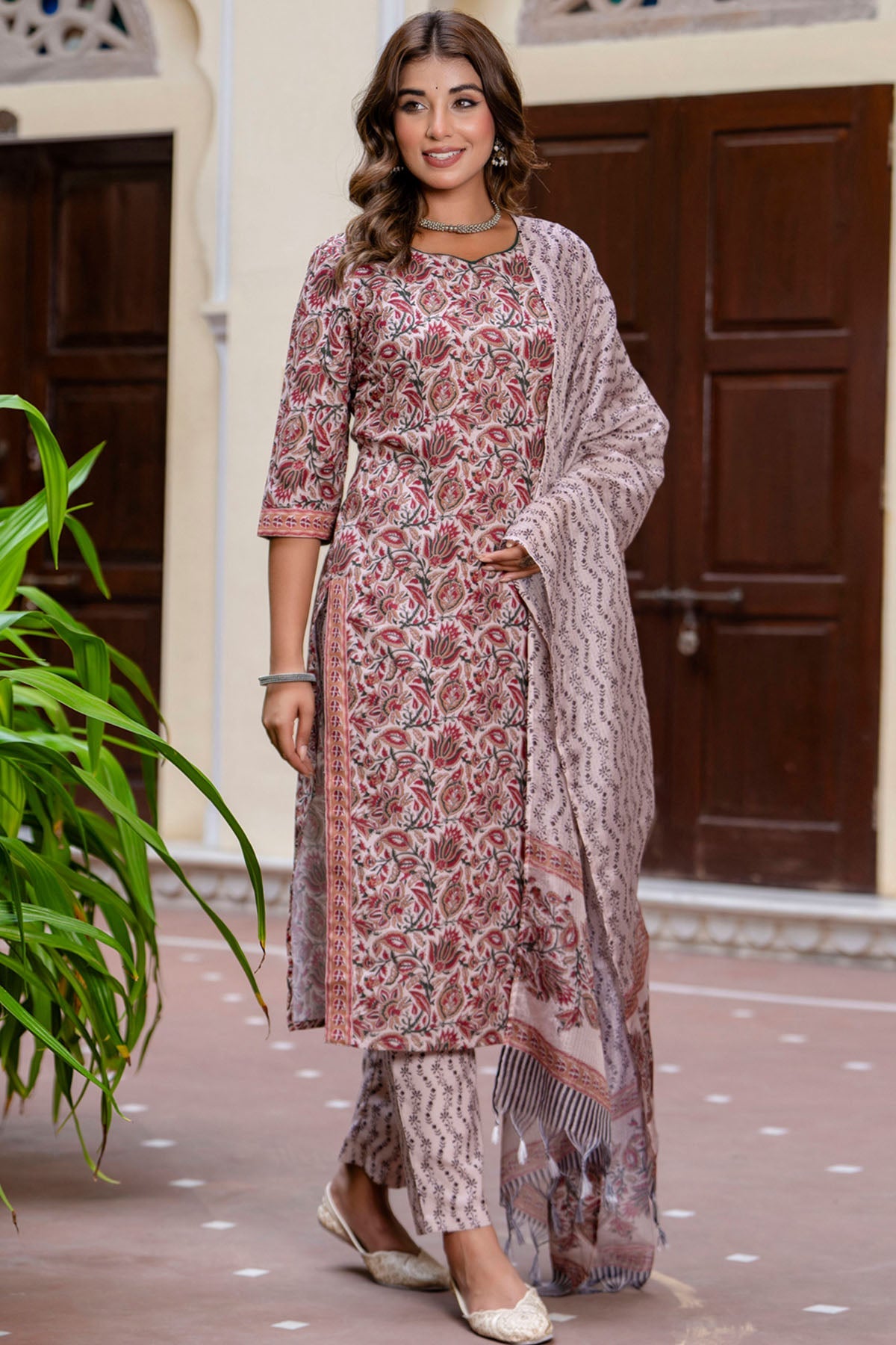 Buy Maroon Cotton Blend Kurta Set for women by Aastha Fashion online available at scrollnshops