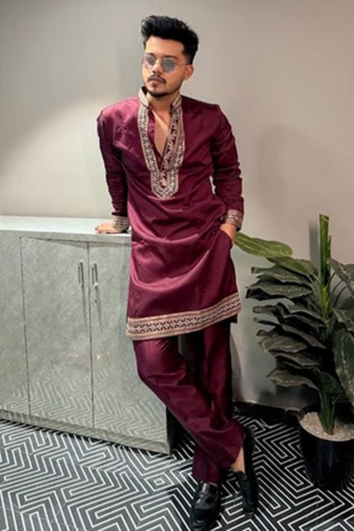 Maroon Gaji Embroidered Kurta