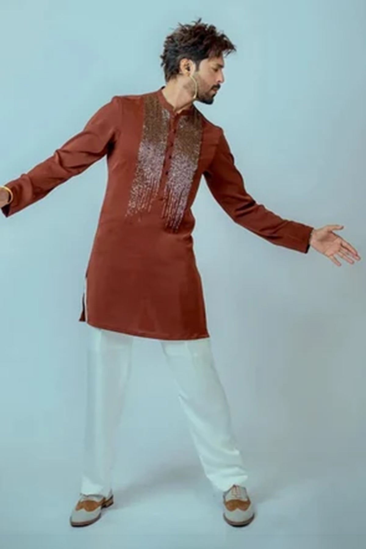 Maroon Roman Embroidery Kurta
