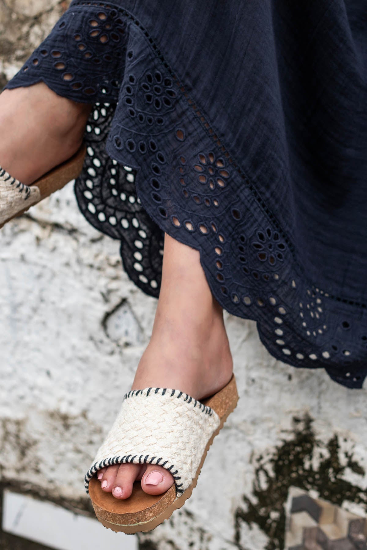 Matte Weave Handmade Sliders