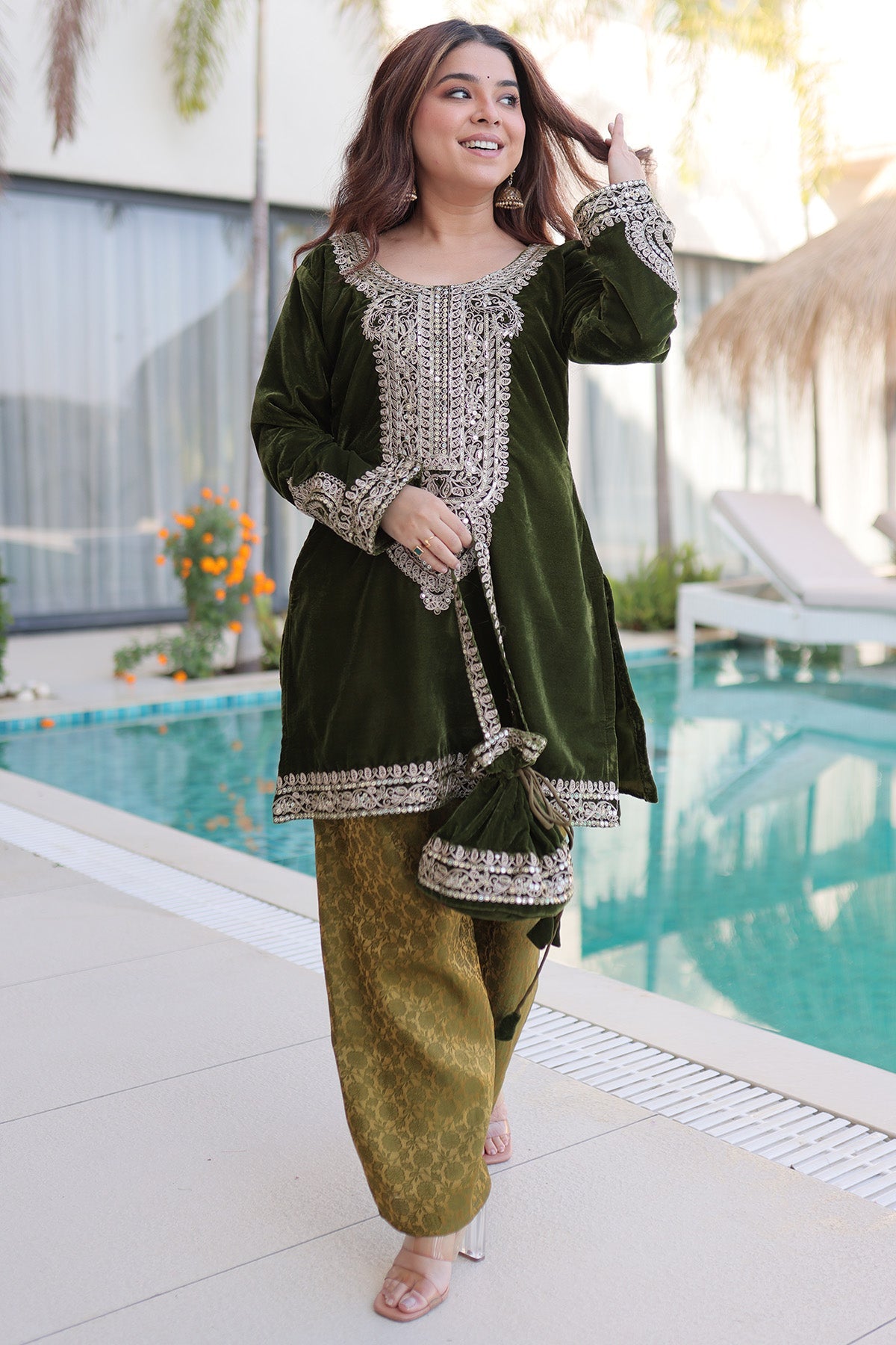 Buy Mehendi Velvet Zari Kurta Set for women by Aastha Fashion online available at scrollnshops