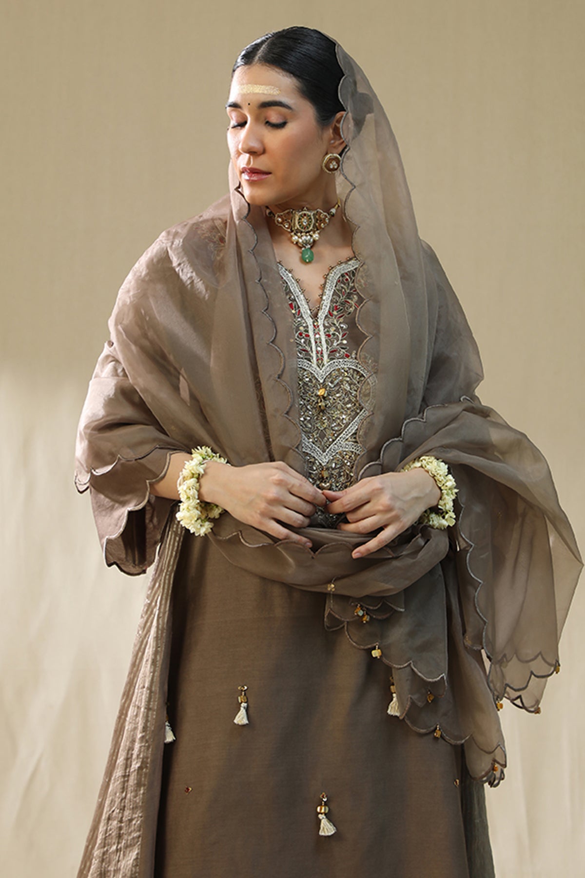 Mocha Dori Embroidered Kurta Set