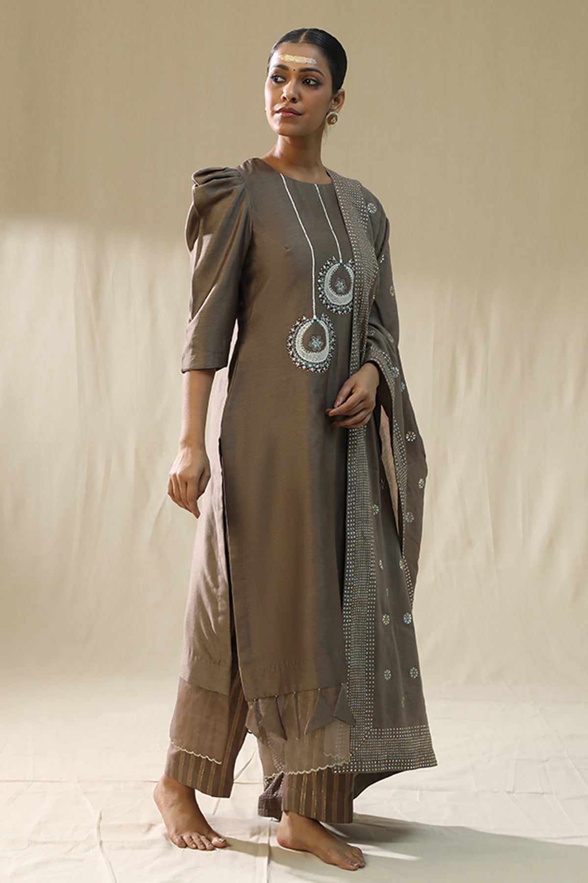 Mocha Resham Work Kurta Set