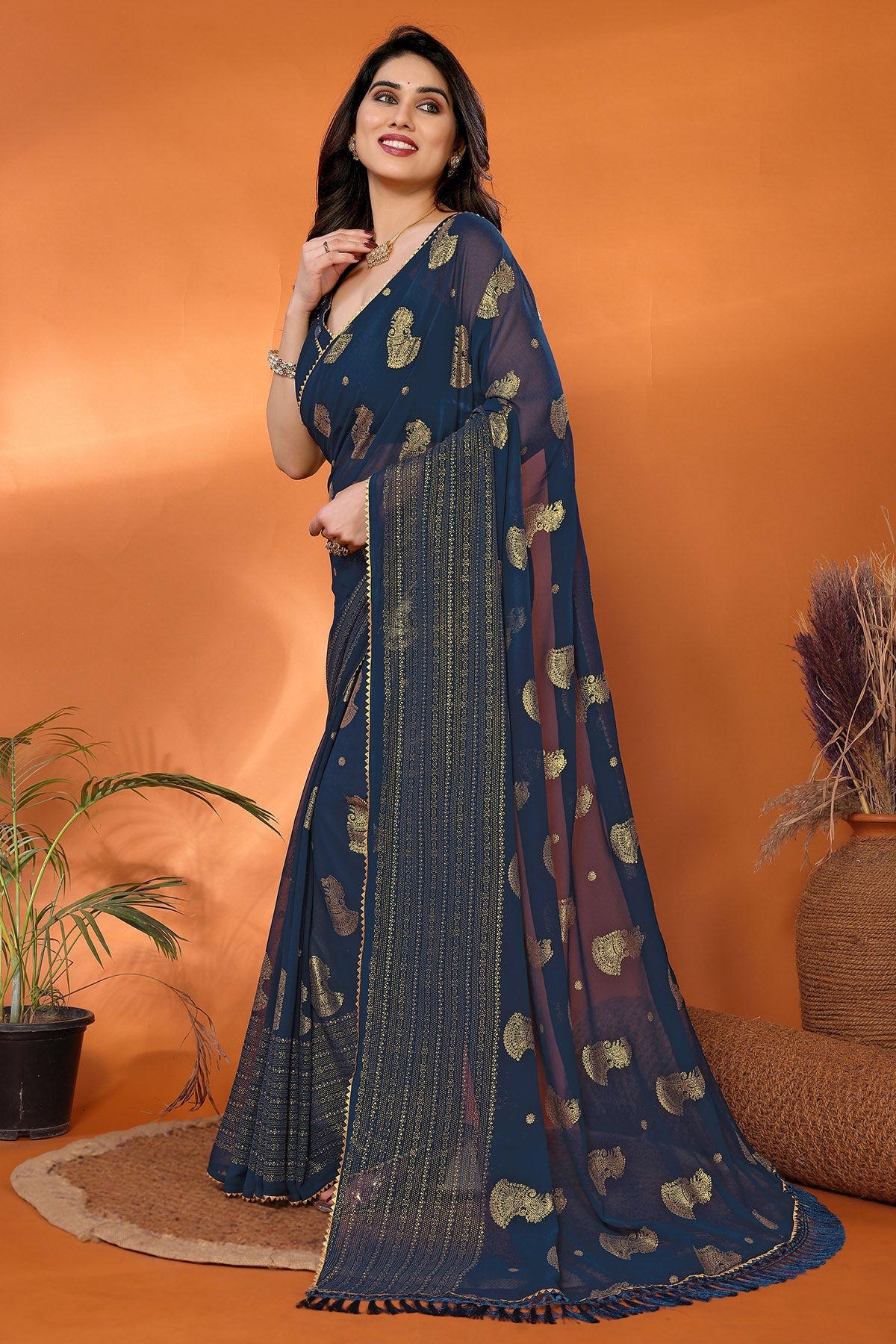 Morpich Small Zalar Lace Saree