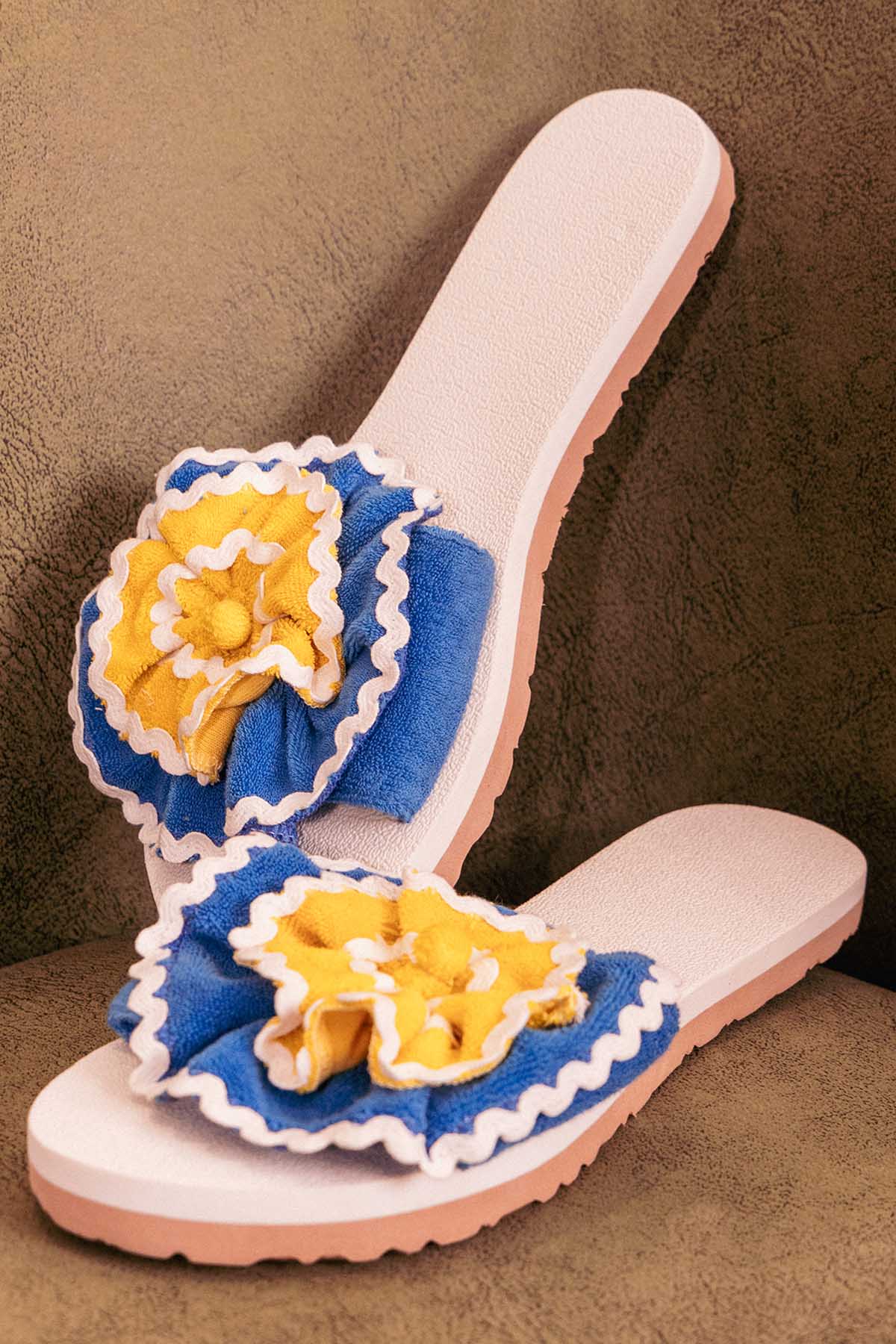 Multicolor 100% Cotton Slippers