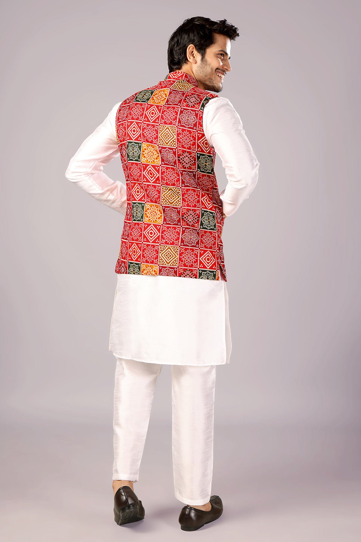 Multicolor Cotton Bandani Bundi
