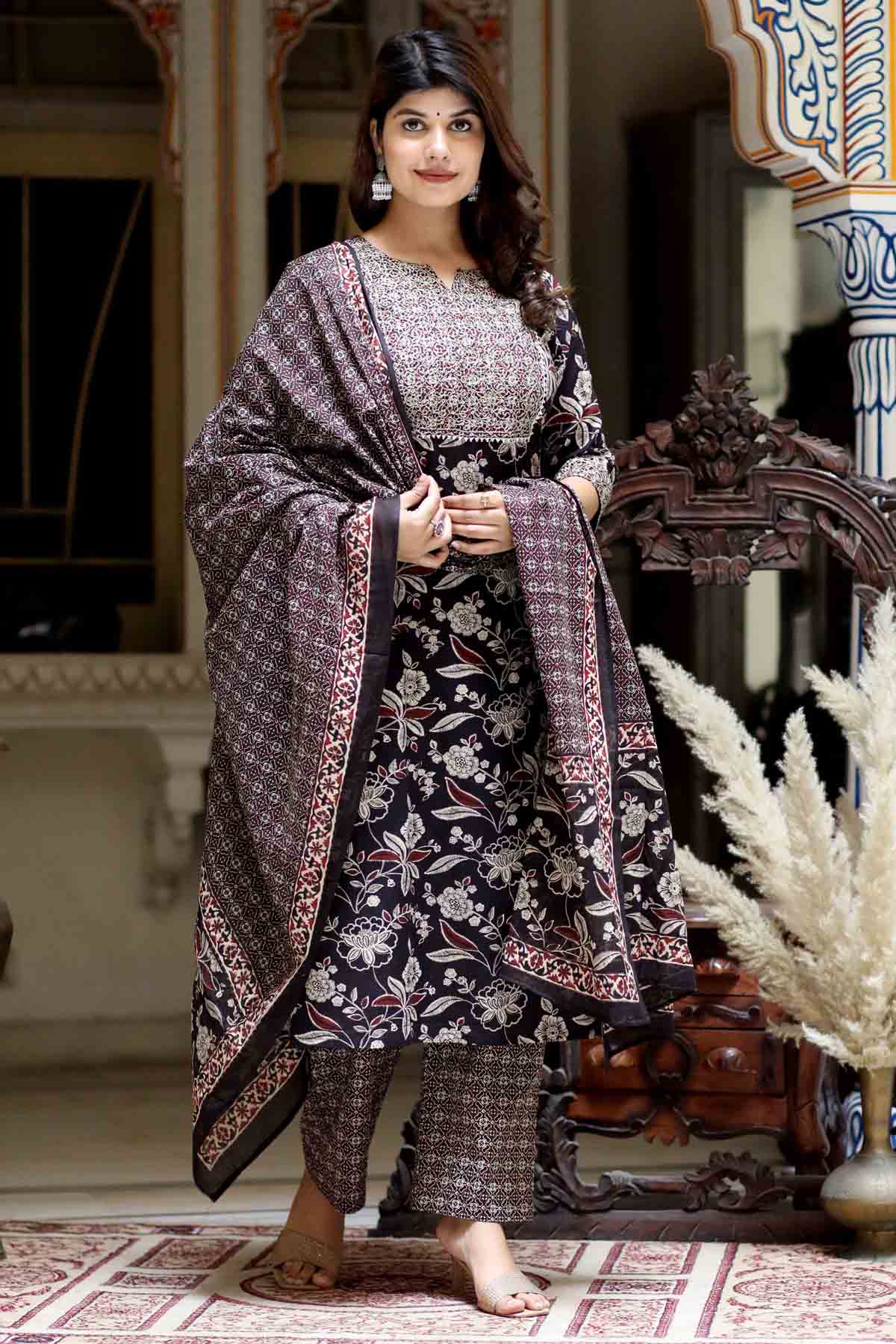 Multicolor Jari Work Kurta Set