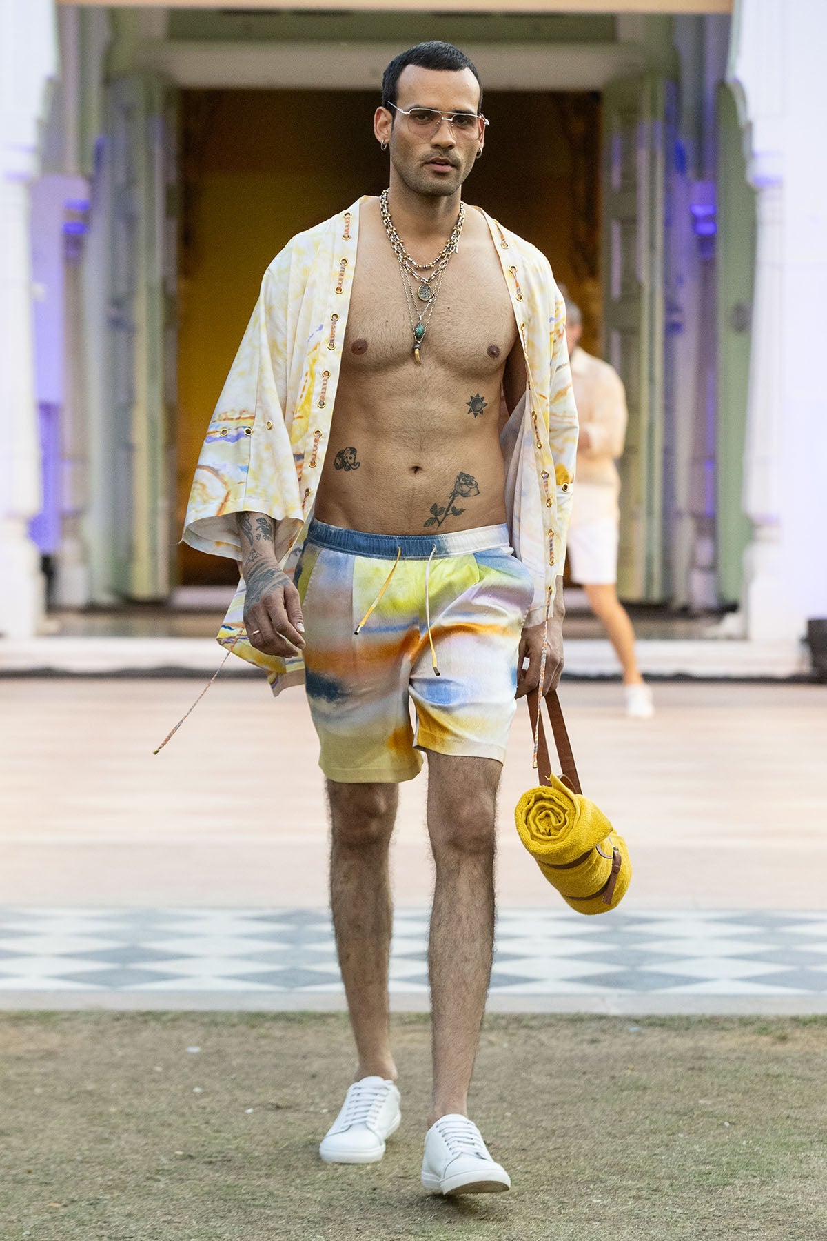 Multicolor Printed Cape & Shorts