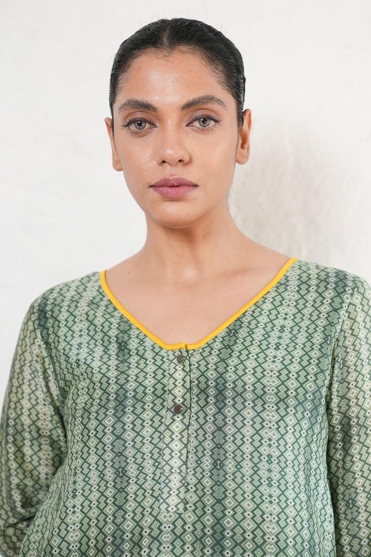 Multicolor Printed Kurta & Pants