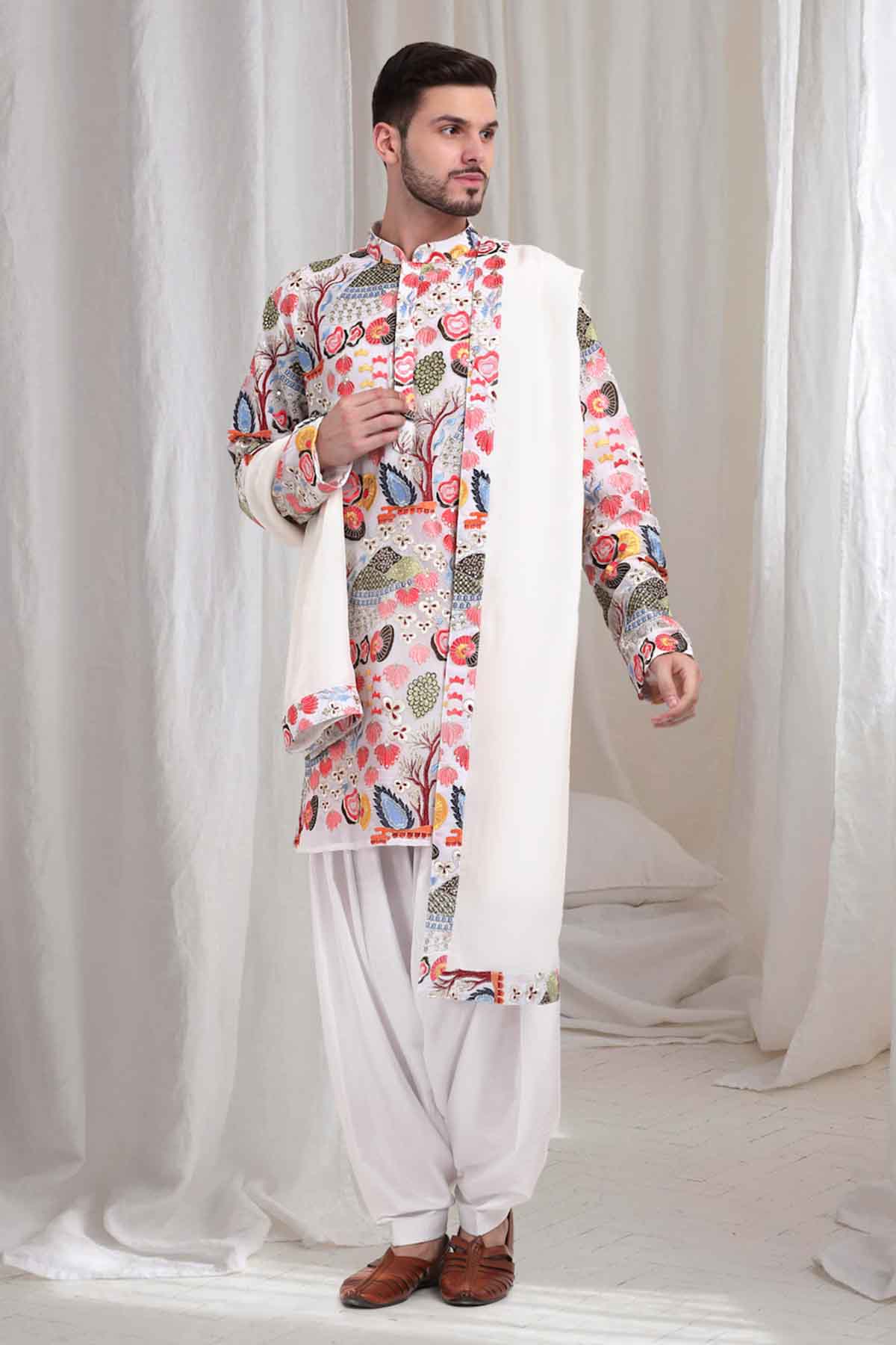 Buy Multicolor Thread Work Kurta Set by Aham Vayam at ScrollnShops