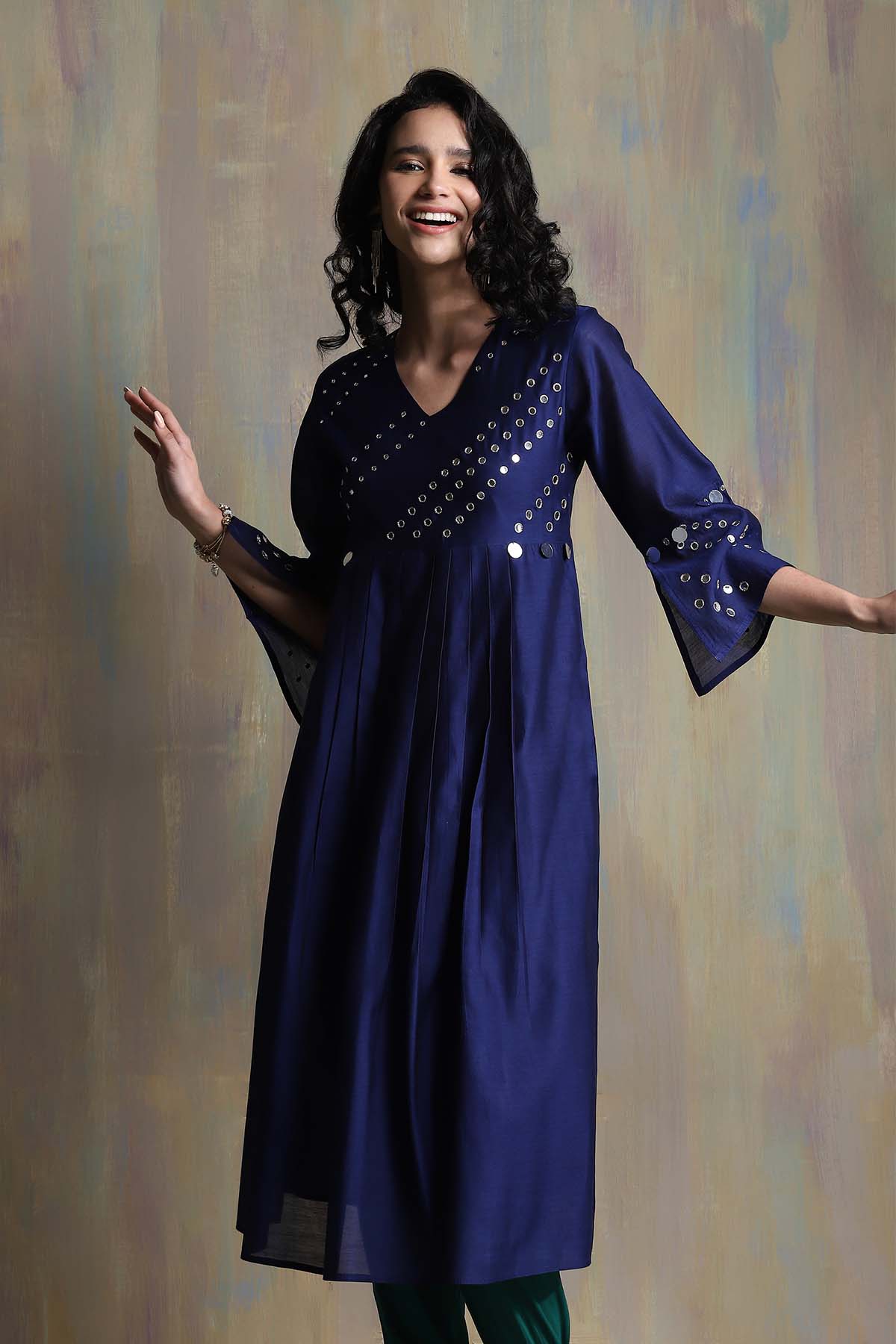 Multicolor V-Neck Kurta Set