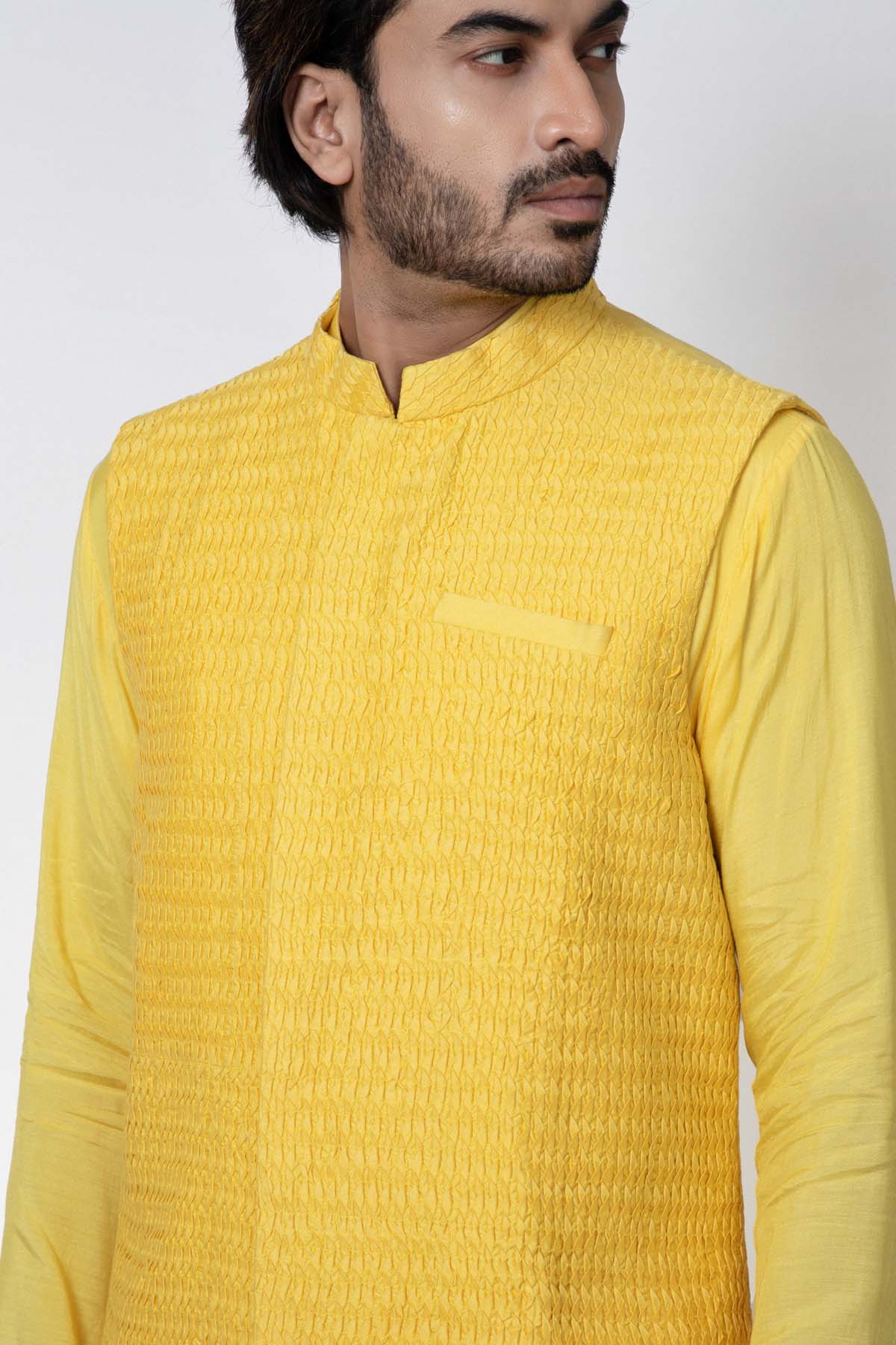 Muslin Kurta & Pintuck Bundi Set