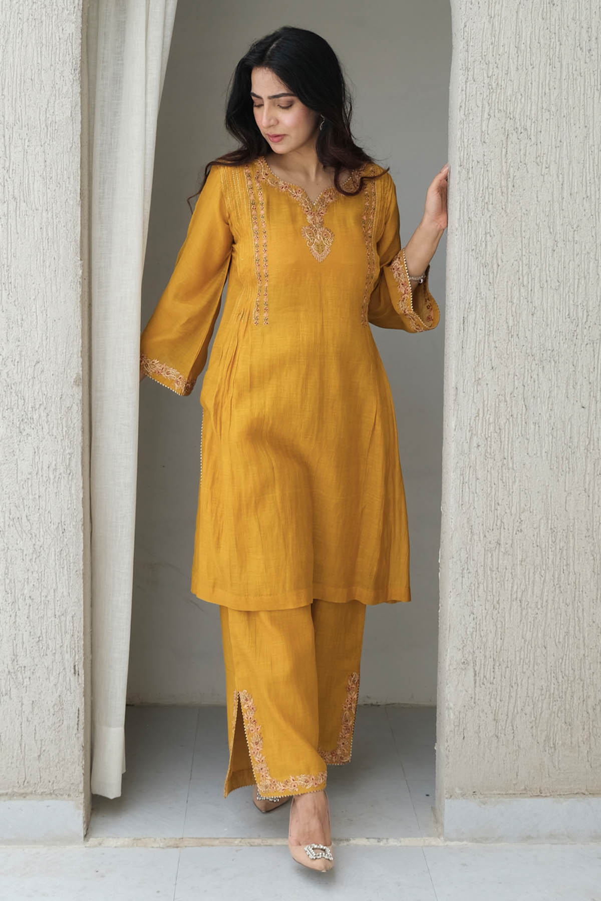 Label Pavneet Mustard Chanderi Mul Kurta Set for women online at ScrollnShops