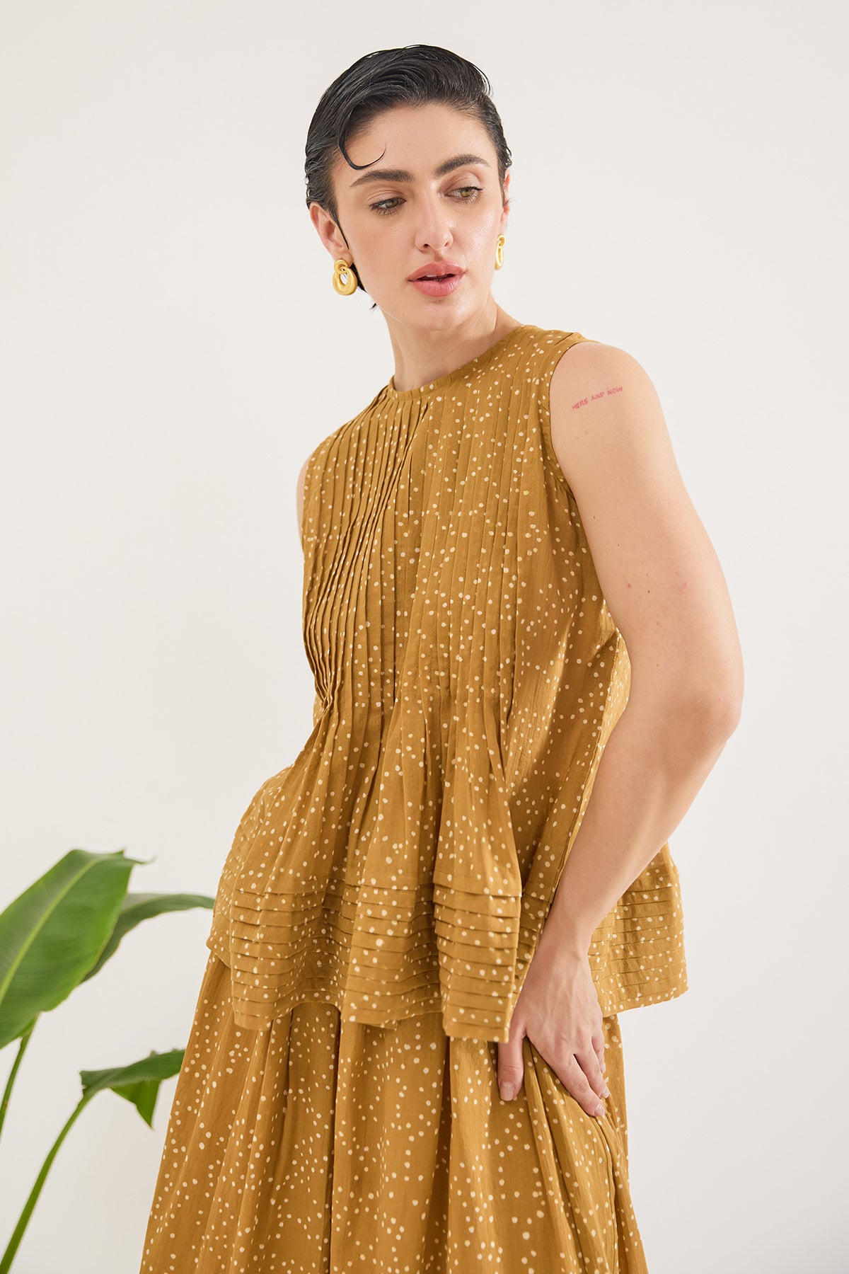 Mustard Pintuck Printed Top