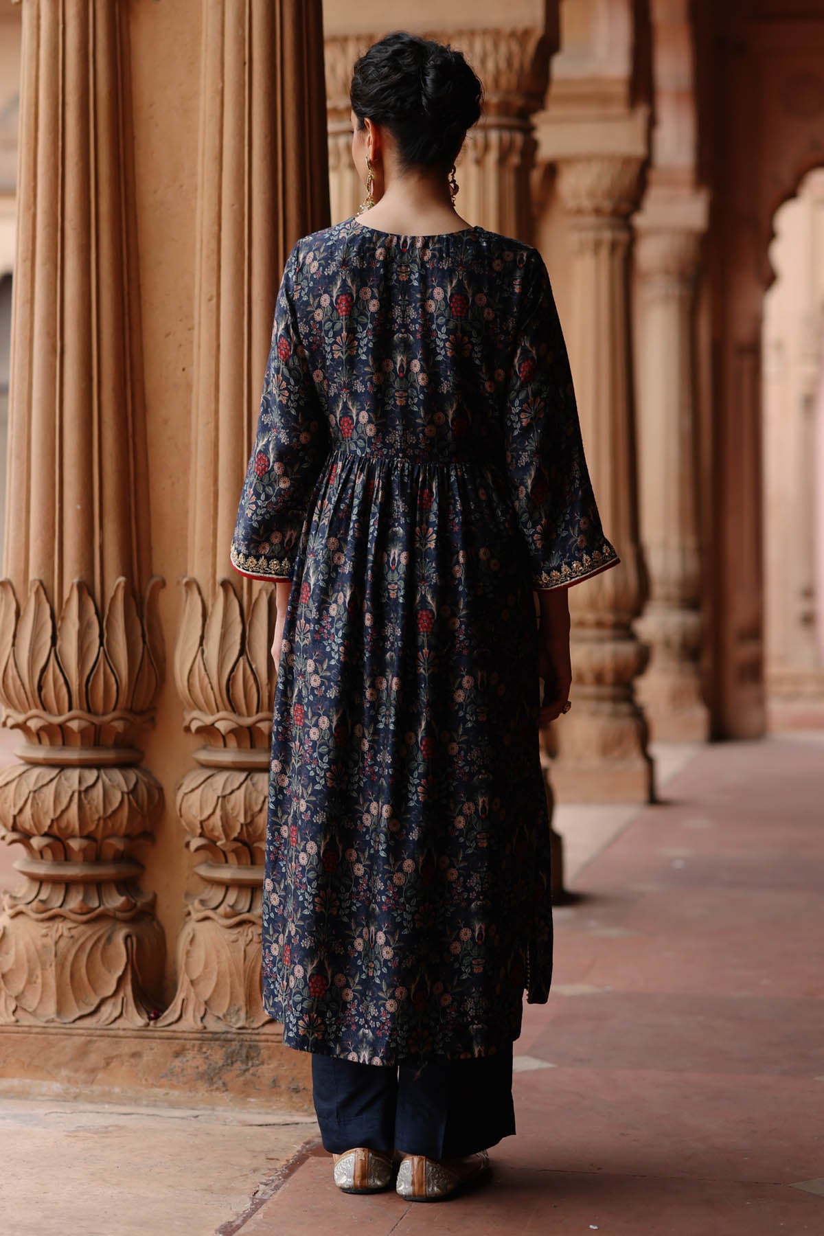 Navy Blue Print Kurta & Pants