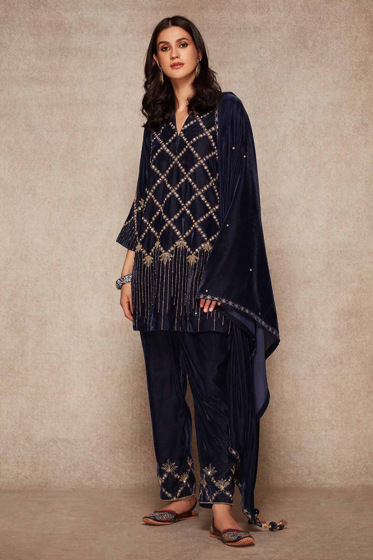 Buy Navy Velvet Short Kurta Set Online