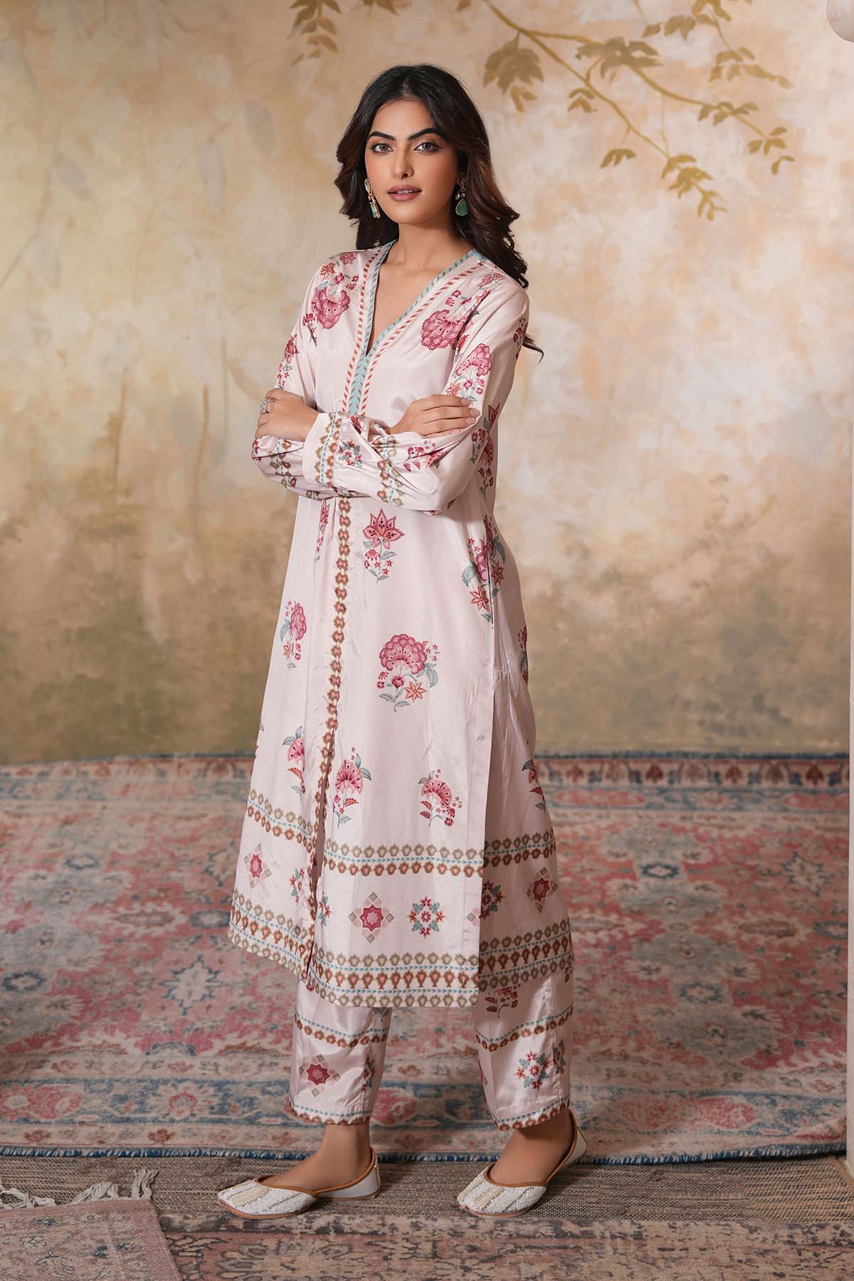 Off-White Crepe Silk Kurta Set