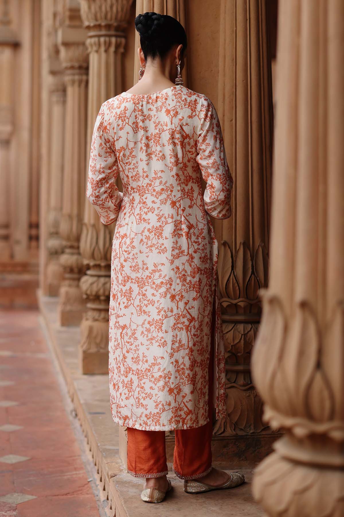 Off-White Printed Kurta & Pants