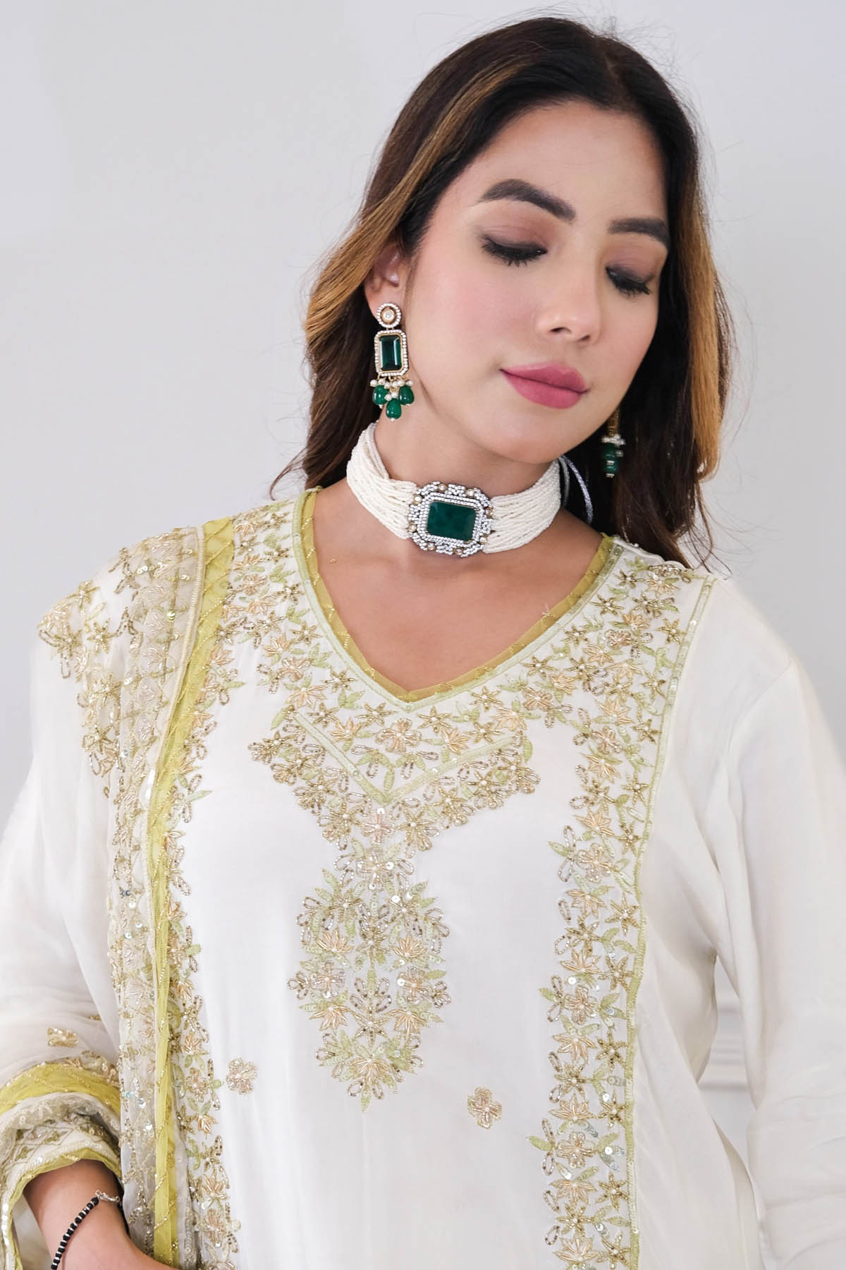 Off-white Gota Work Kurta Set