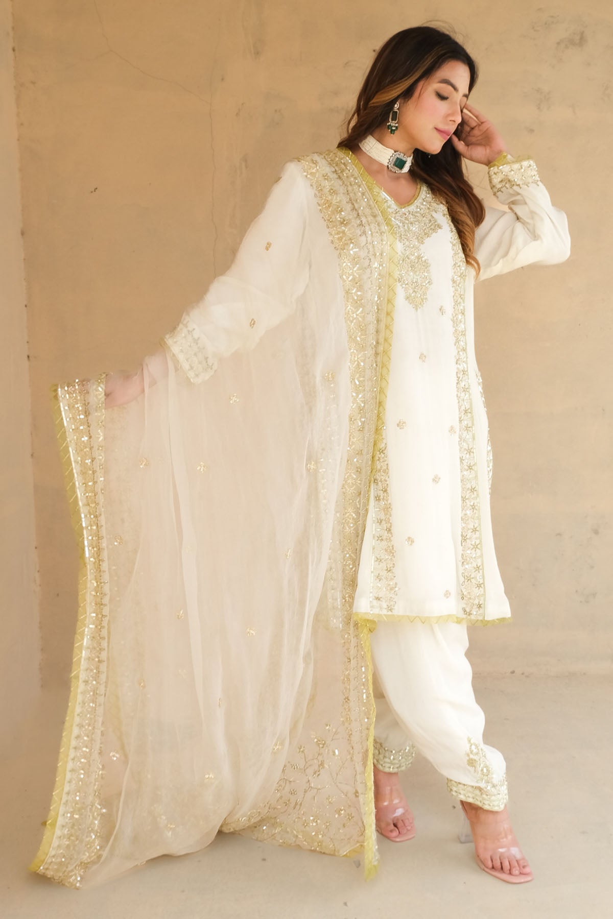 Off-white Gota Work Kurta Set