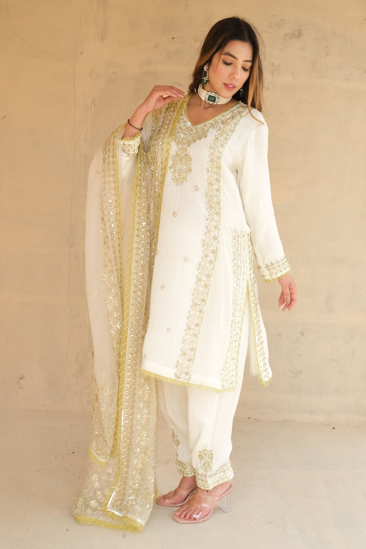 Off-white Gota Work Kurta Set