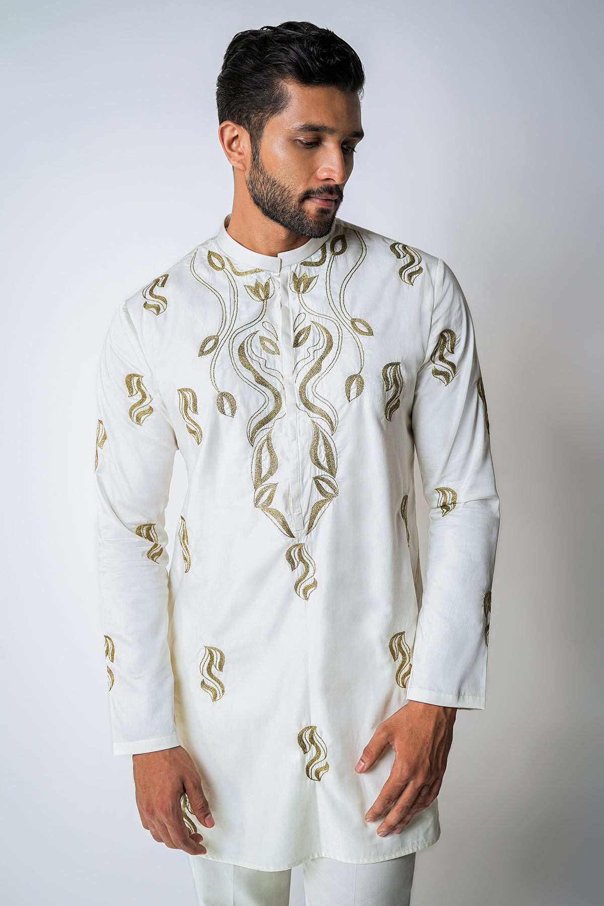 Off White Metallic Embroidered Kurta Set
