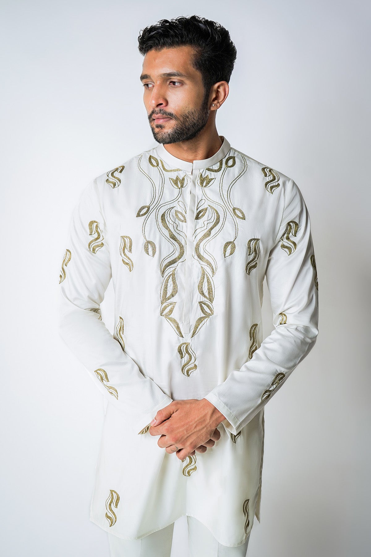 Off White Metallic Embroidered Kurta Set
