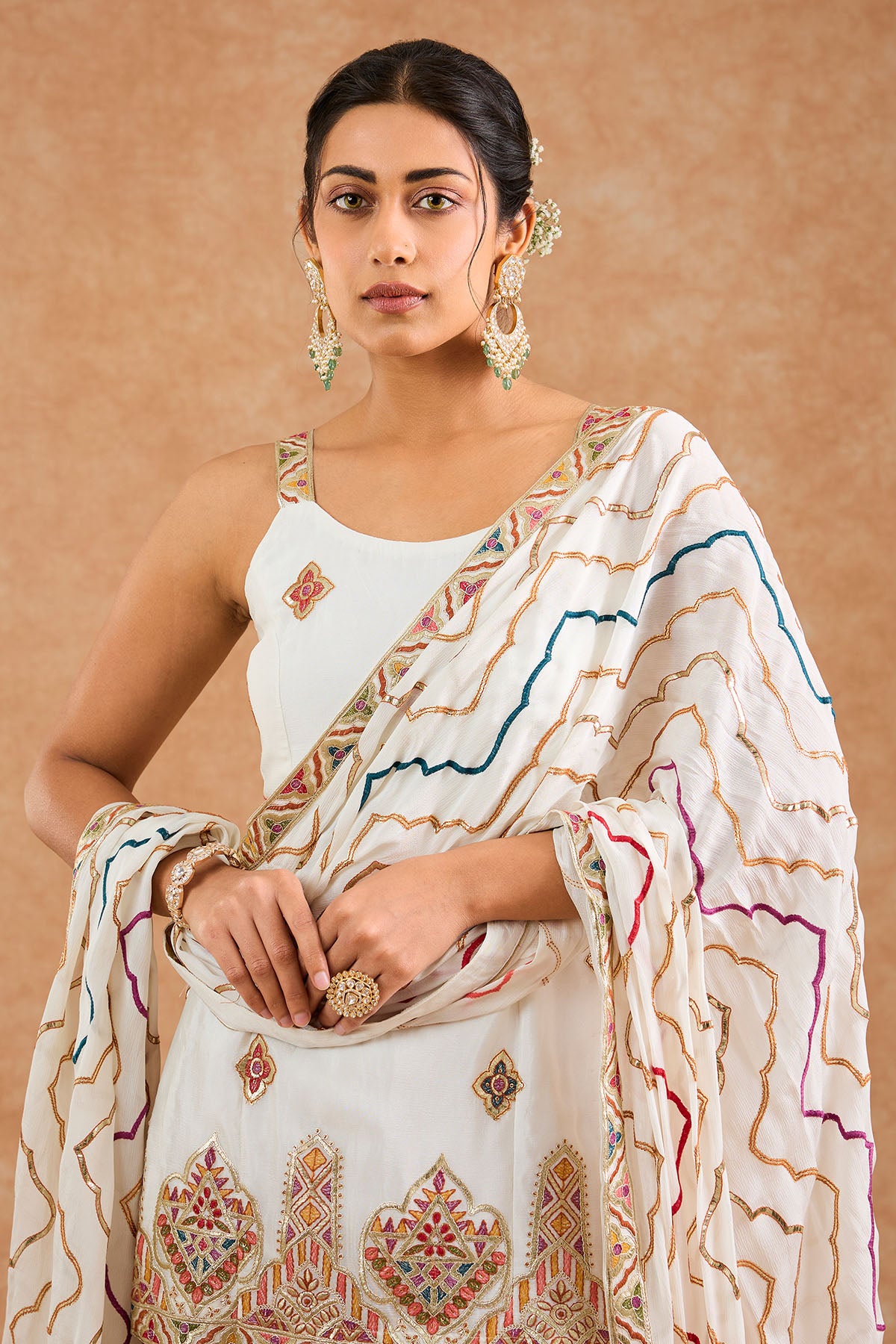 Off White Thread Work Kurta Set