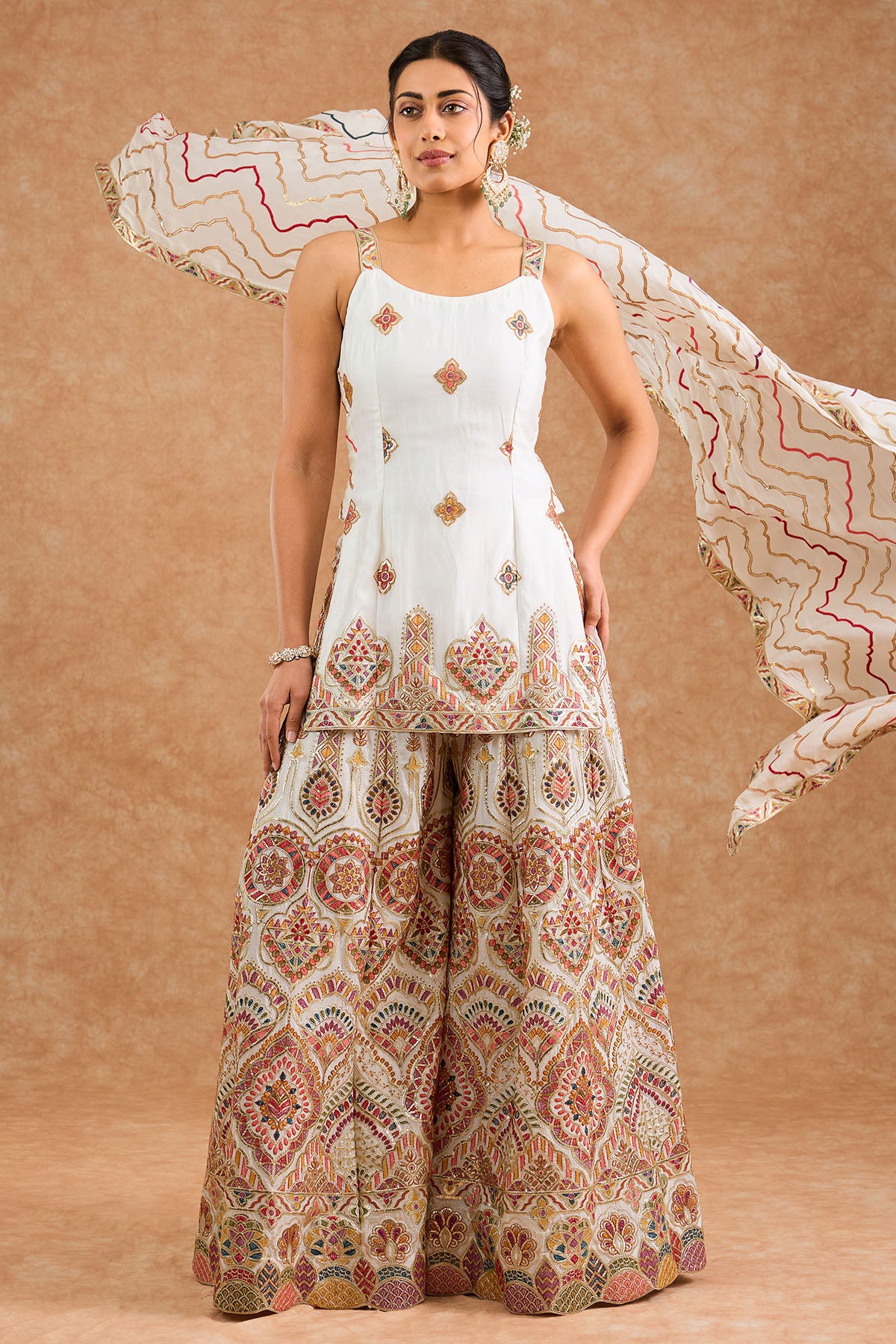 Off White Thread Work Kurta Set