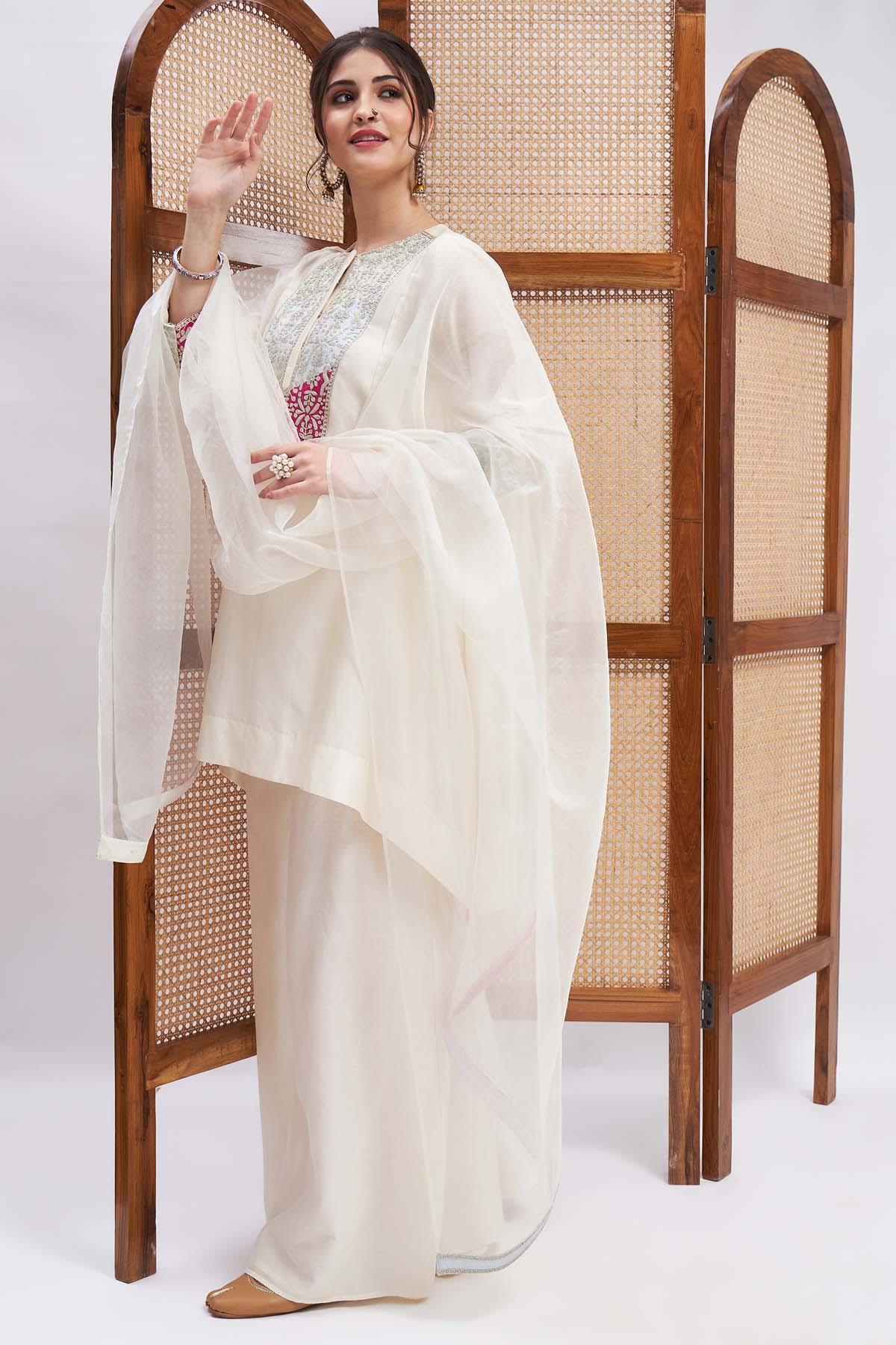 Offwhite Chanderi Zari Kurta Set