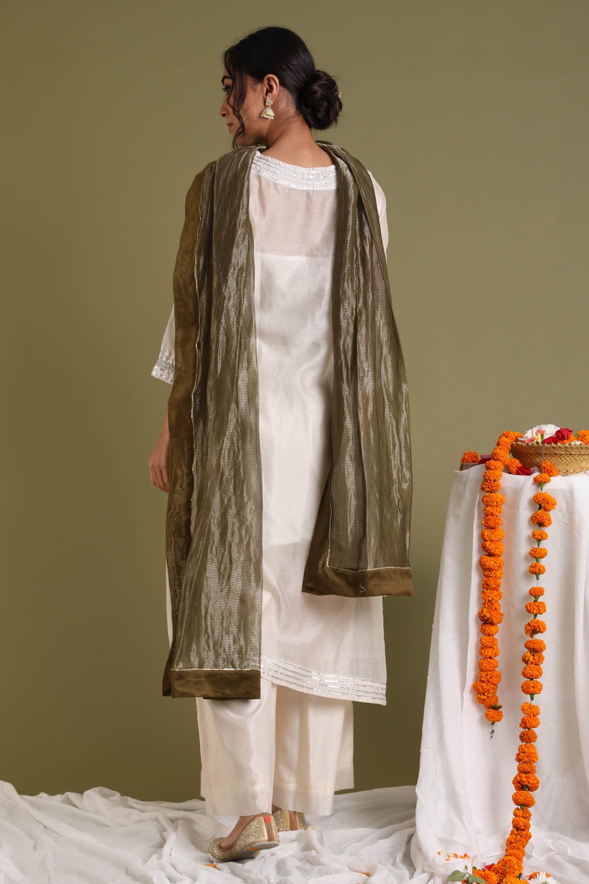 Offwhite Gota Chanderi Kurta Set