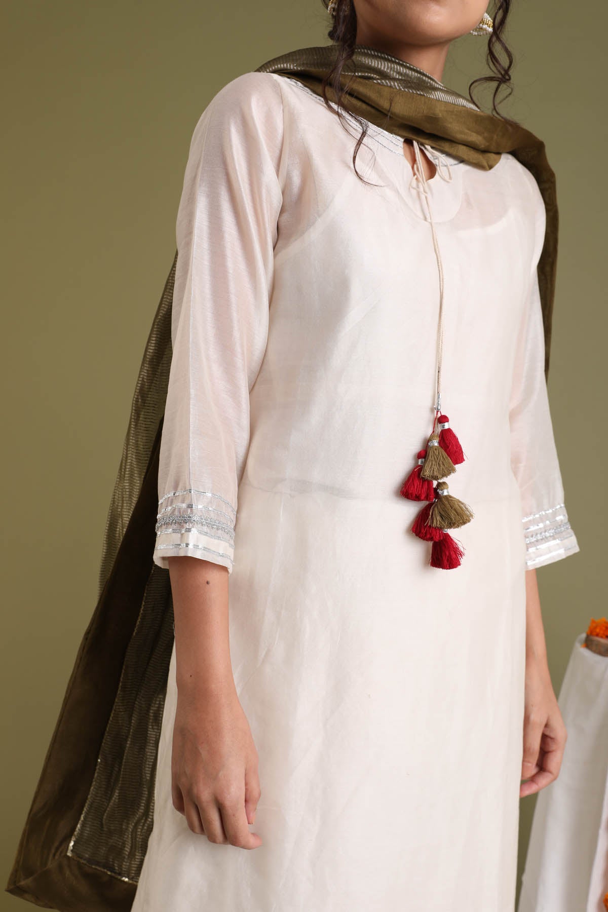 Offwhite Gota Chanderi Kurta Set