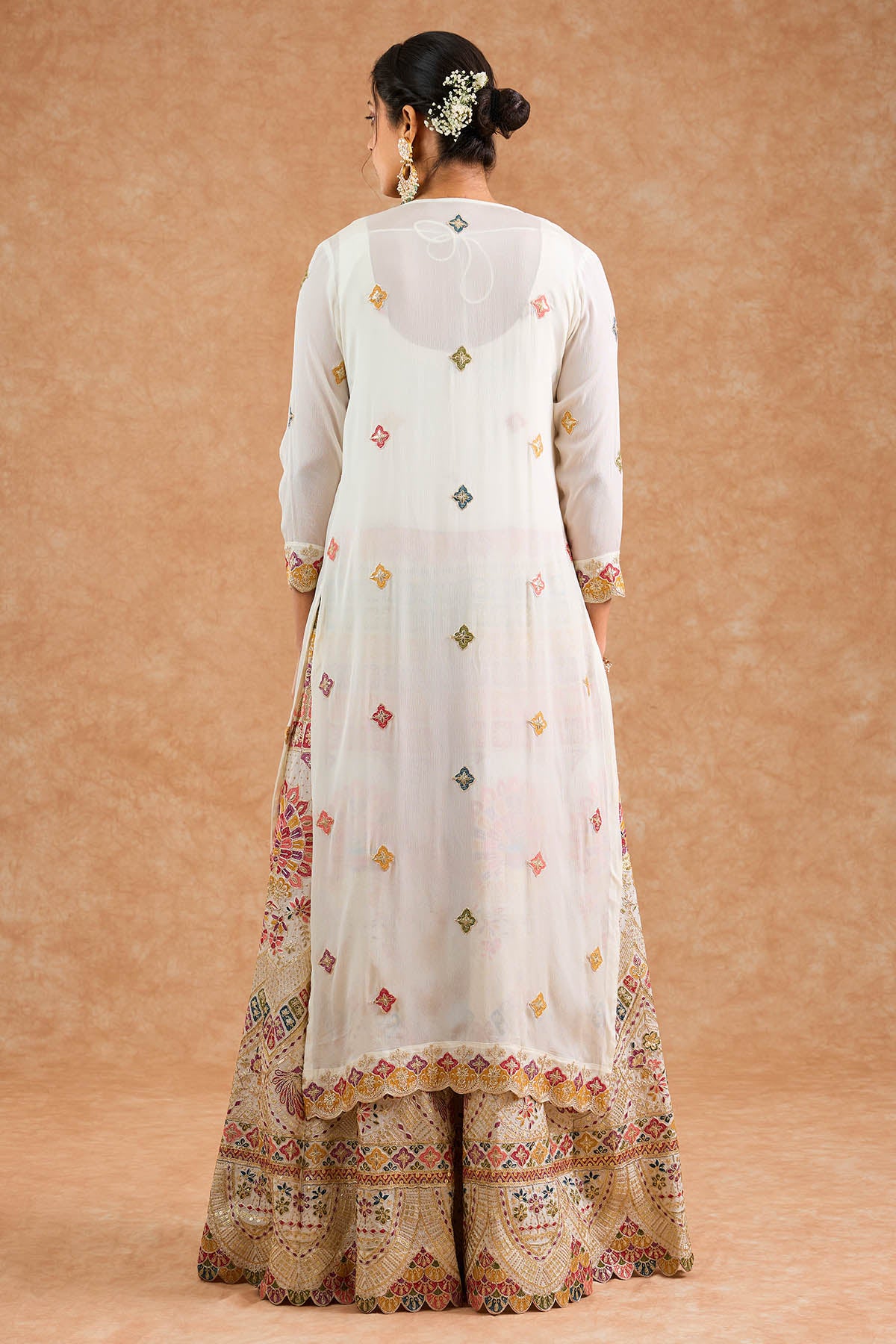 Offwhite Multi Thread Kurta Set