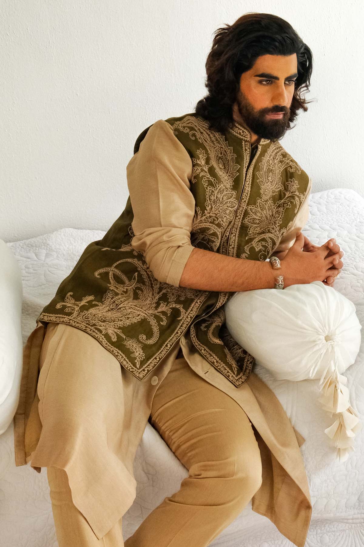 Olive Dori Embroidered Bundi Set